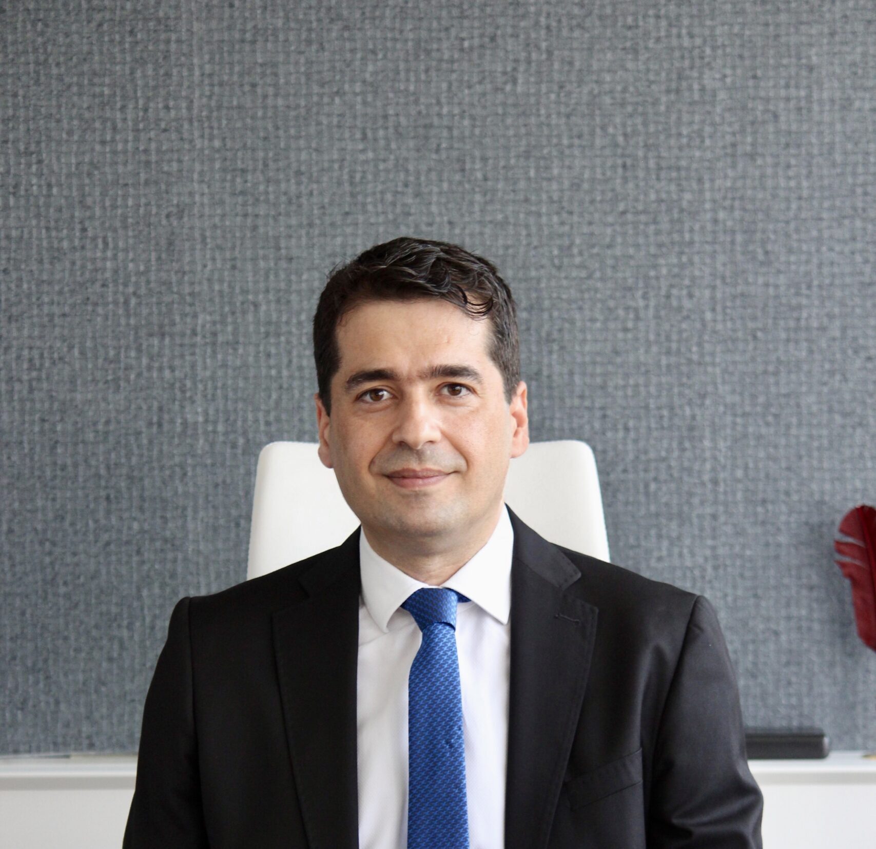 MASTEKTOMİ: FİZİKSEL VE DUYGUSAL YENİDEN YAPILANMA