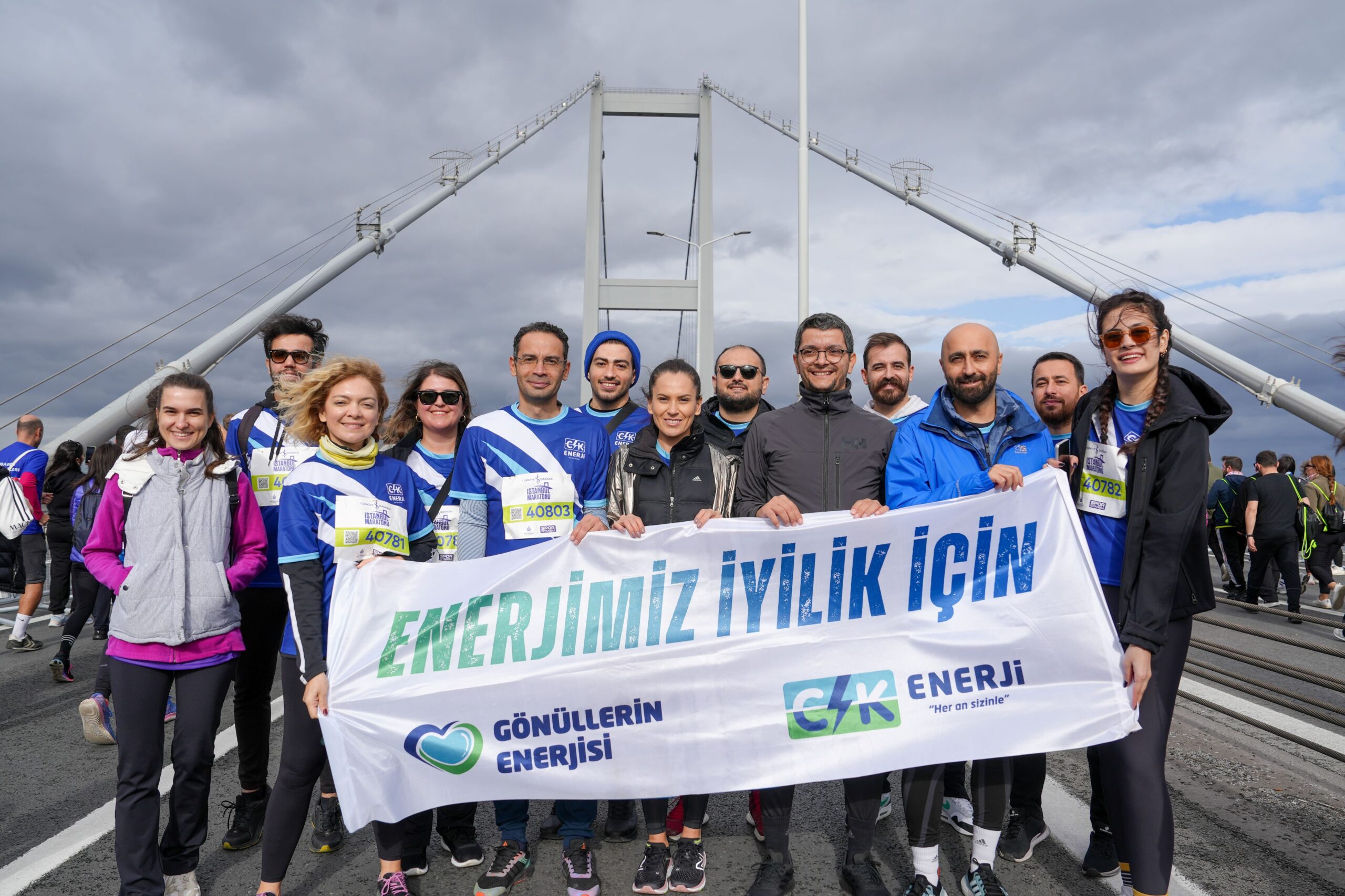 CK Enerji çalışanları, İstanbul Maratonu’nda “Eğitim Hakkı” için koştu