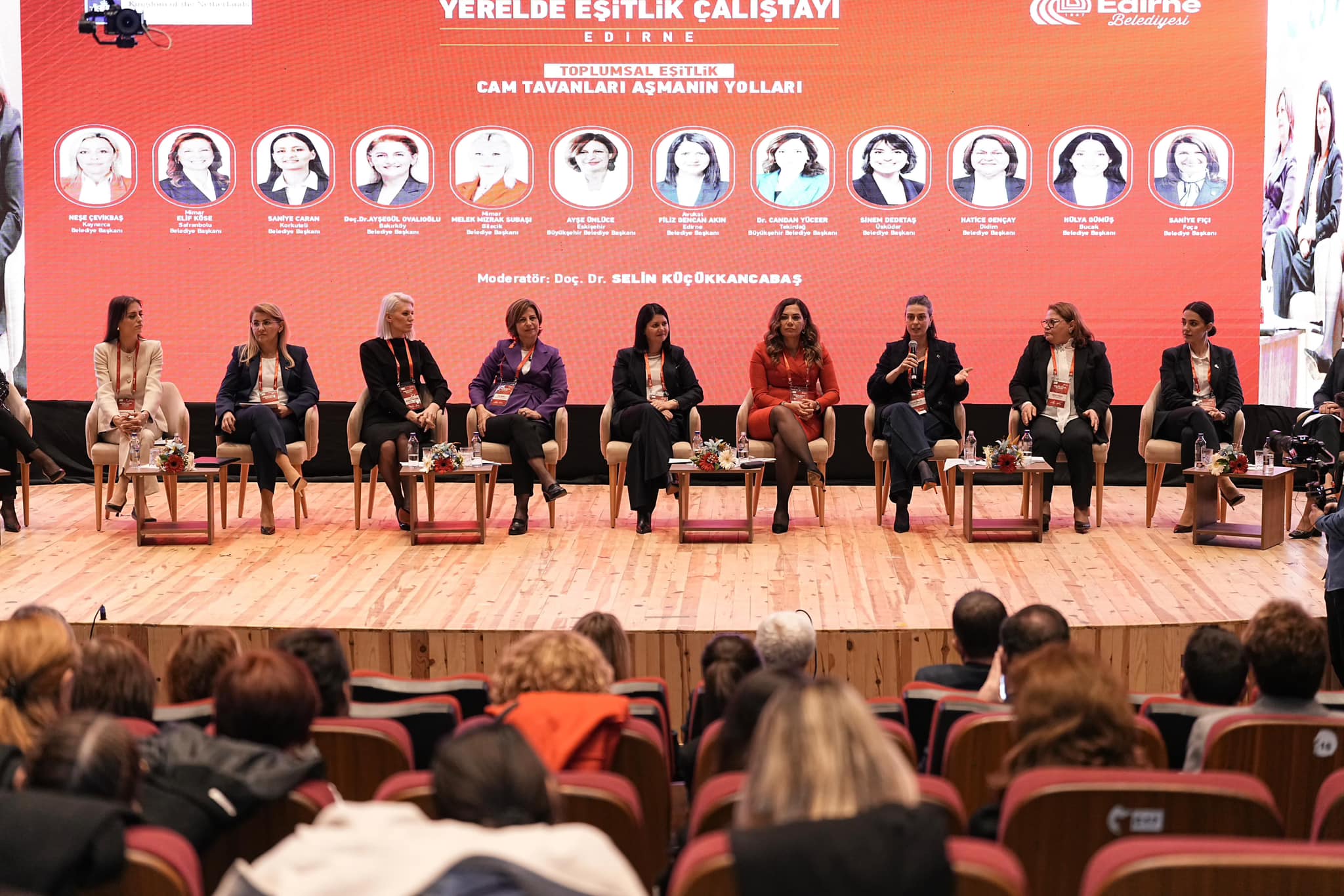 Üsküdar Belediye Başkanı Sinem Dedetaş, Kadın Belediye Başkanlarıyla ‘Yerelde Eşitlik Çalıştayı’nda Bir Araya Geldi