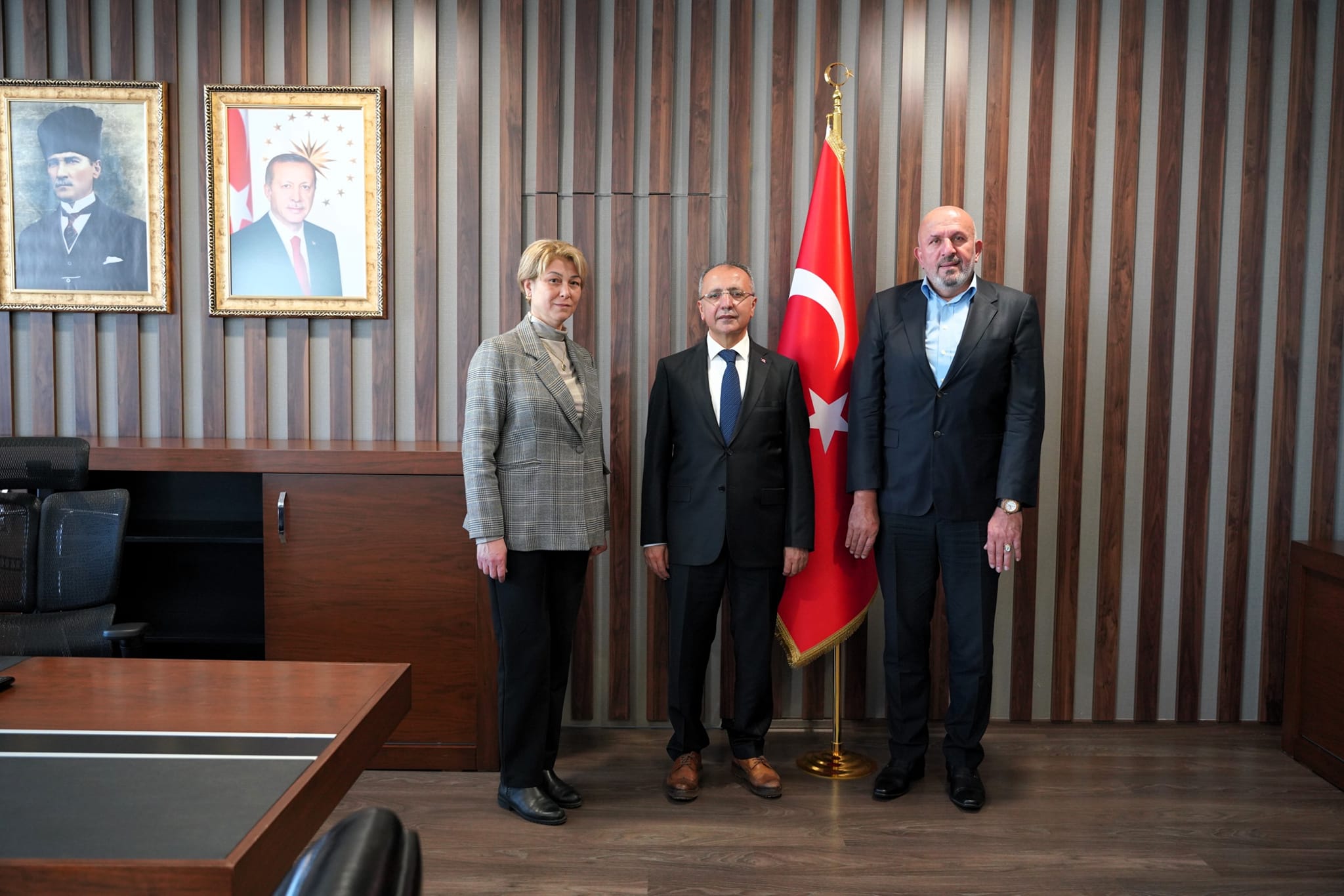 Muhtarlar Konfederasyonu Başkanı Kadir Delibalta, Ümraniye Kaymakamı Yüksel Çelik’i Ziyaret Etti