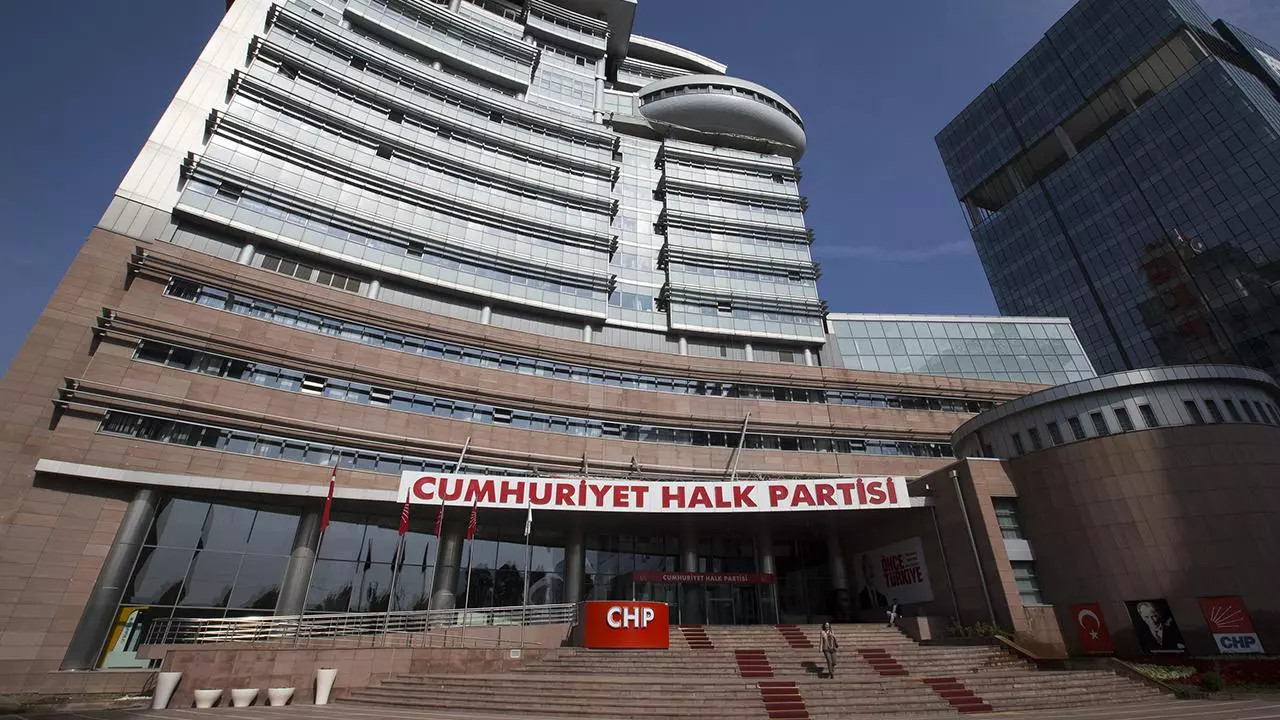 CHP’li Kadın Belediye Başkanlarından Ortak Bildiri: “Kadınları Susturma Çabalarına Boyun Eğmeyeceğiz”