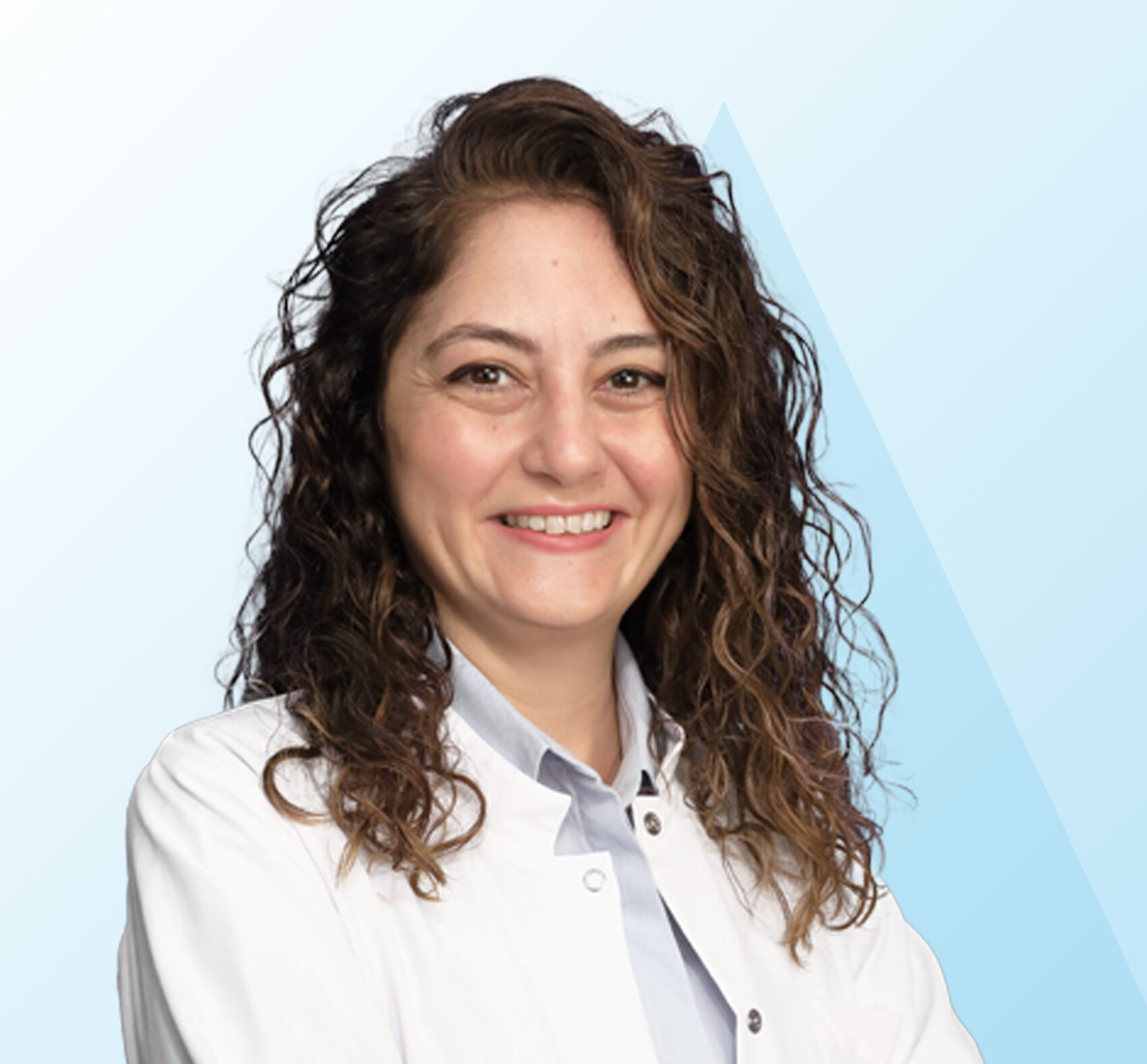 ERKEN ERGENLİK KIZLARDA 10 KAT FAZLA GÖRÜLÜYOR!