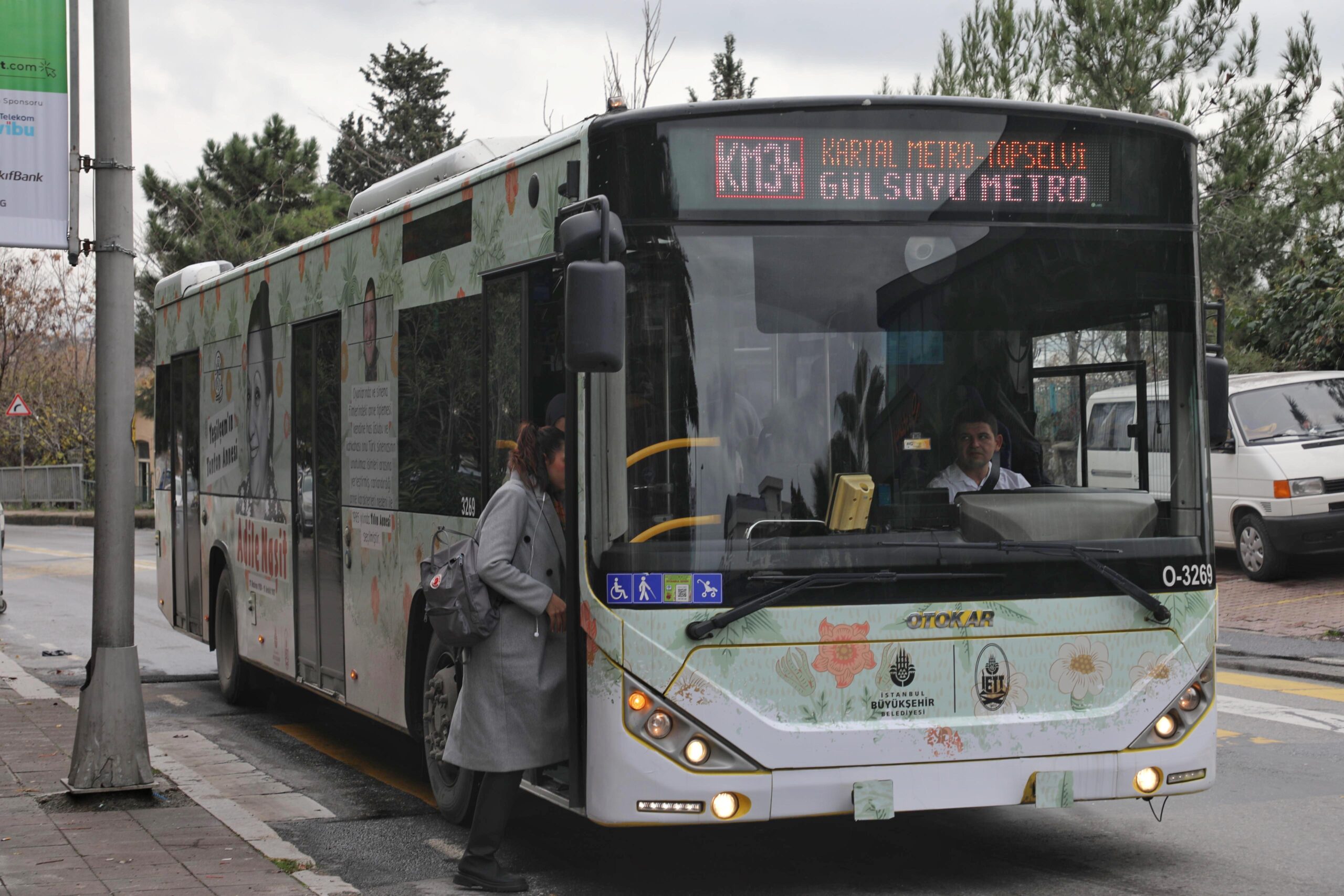 İETT’DEN ADİLE NAŞİT İÇİN ÖZEL VEFA OTOBÜSÜ
