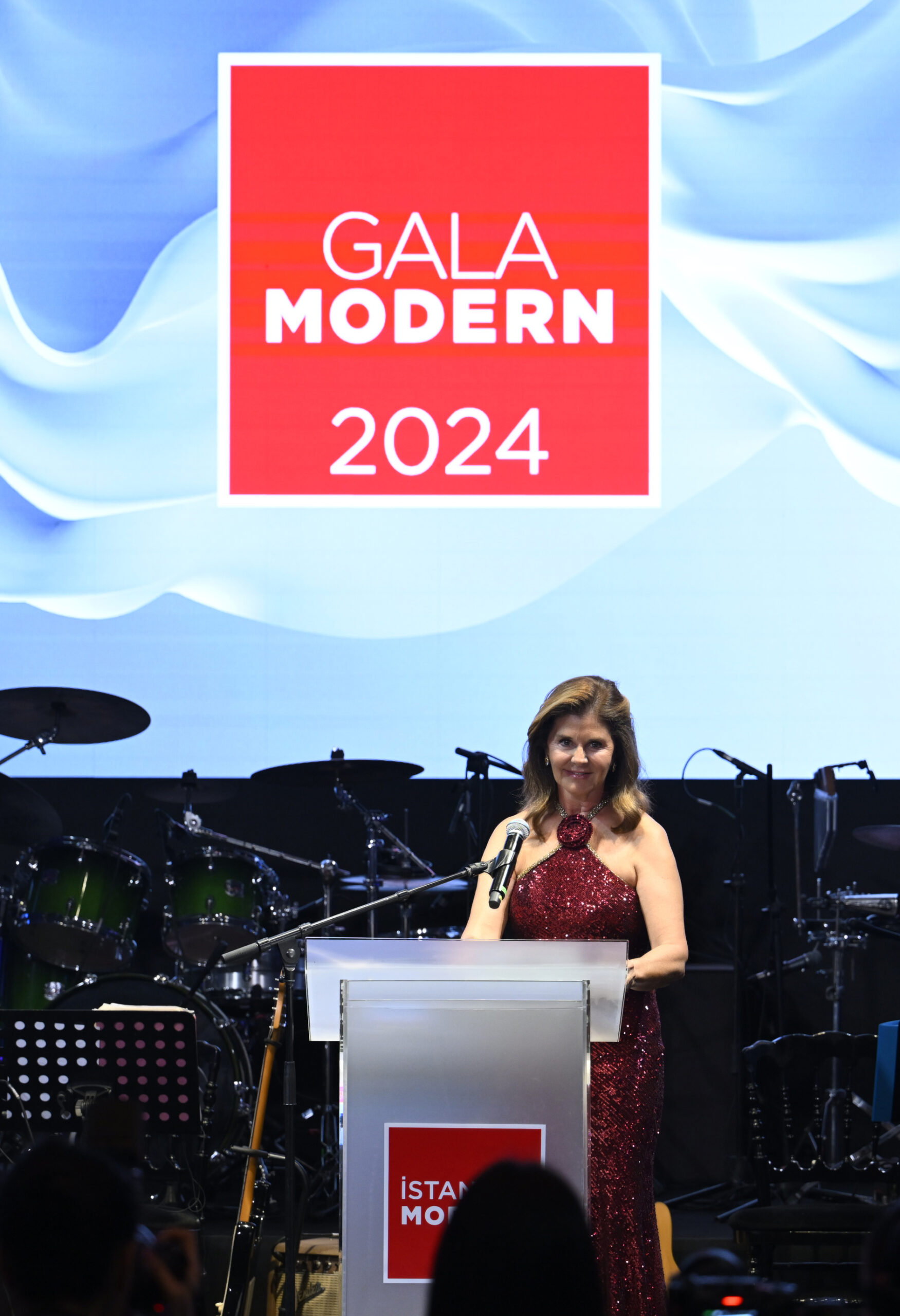 İstanbul Modern’in 20. yılında düzenlenen Gala Modern’de sanata destek için yarışıldı