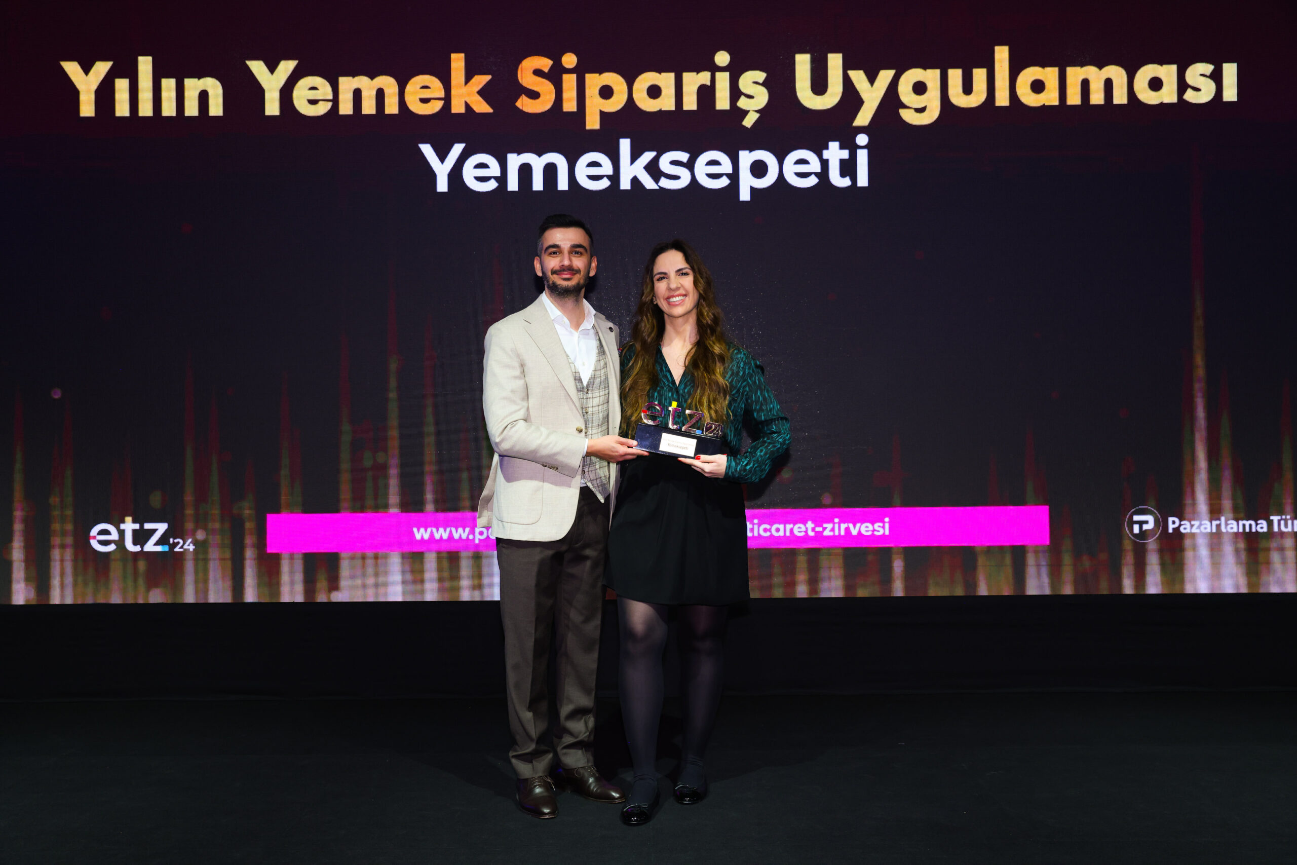 Yemeksepeti, Yılın Sonunu Dört Ödülle Taçlandırdı