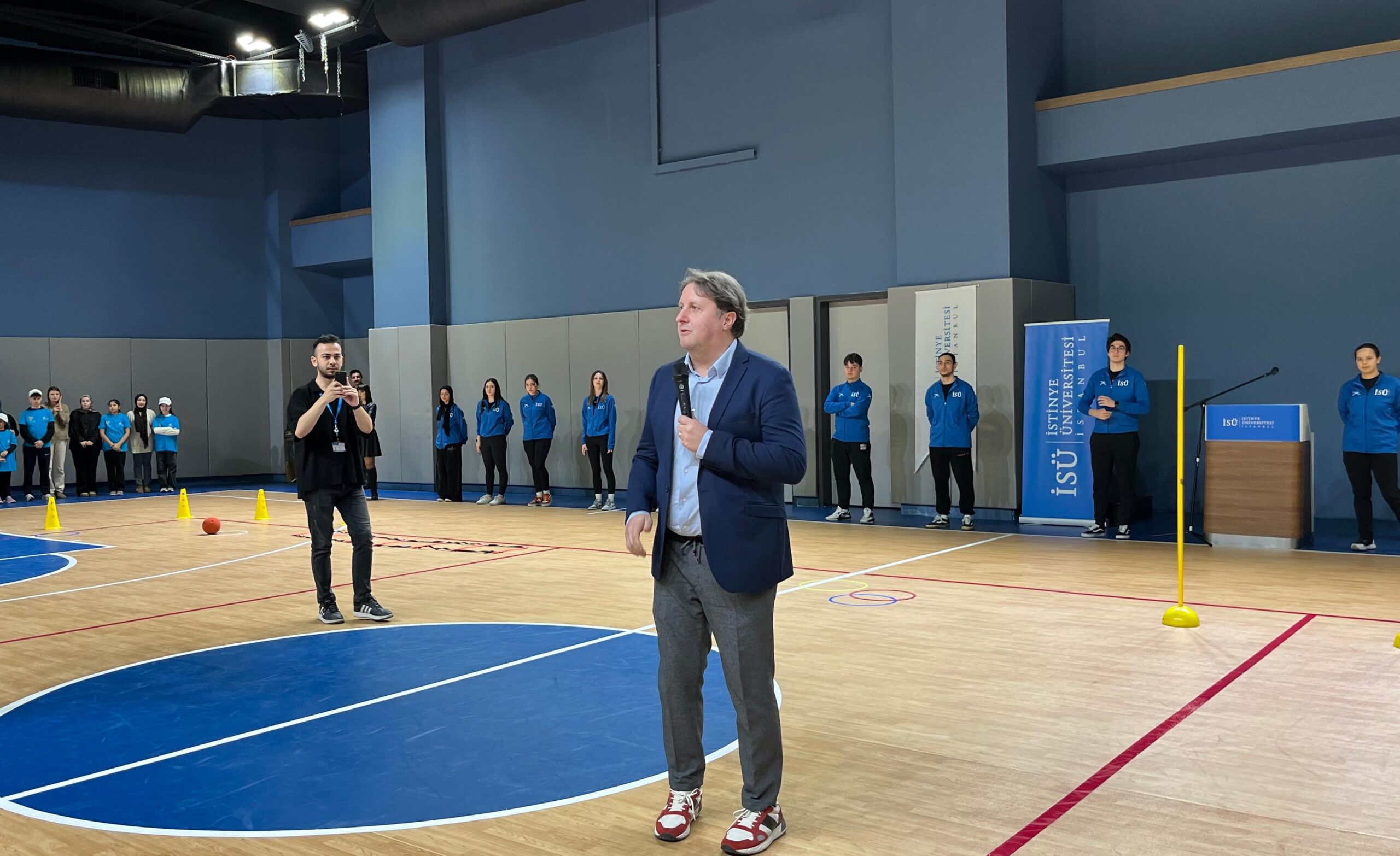 İstinye Üniversitesi ve Gülmek İyileştirir Derneği “Spor her çocuğun hakkı” diyor