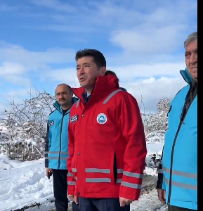 Belediye Başkanı Ahmet Kaya: “Kar Yağışı Sonrası Ekiplerimiz Gece Boyunca Teyakkuz Halindeydi”