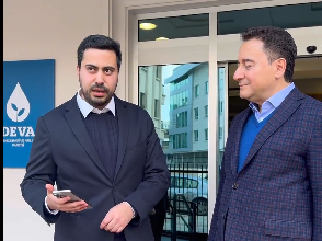 Muhammed Nur Nahya, Ali Babacan’ı Ziyaret Etti: Sosyal Medyanın Yeni Fenomeni