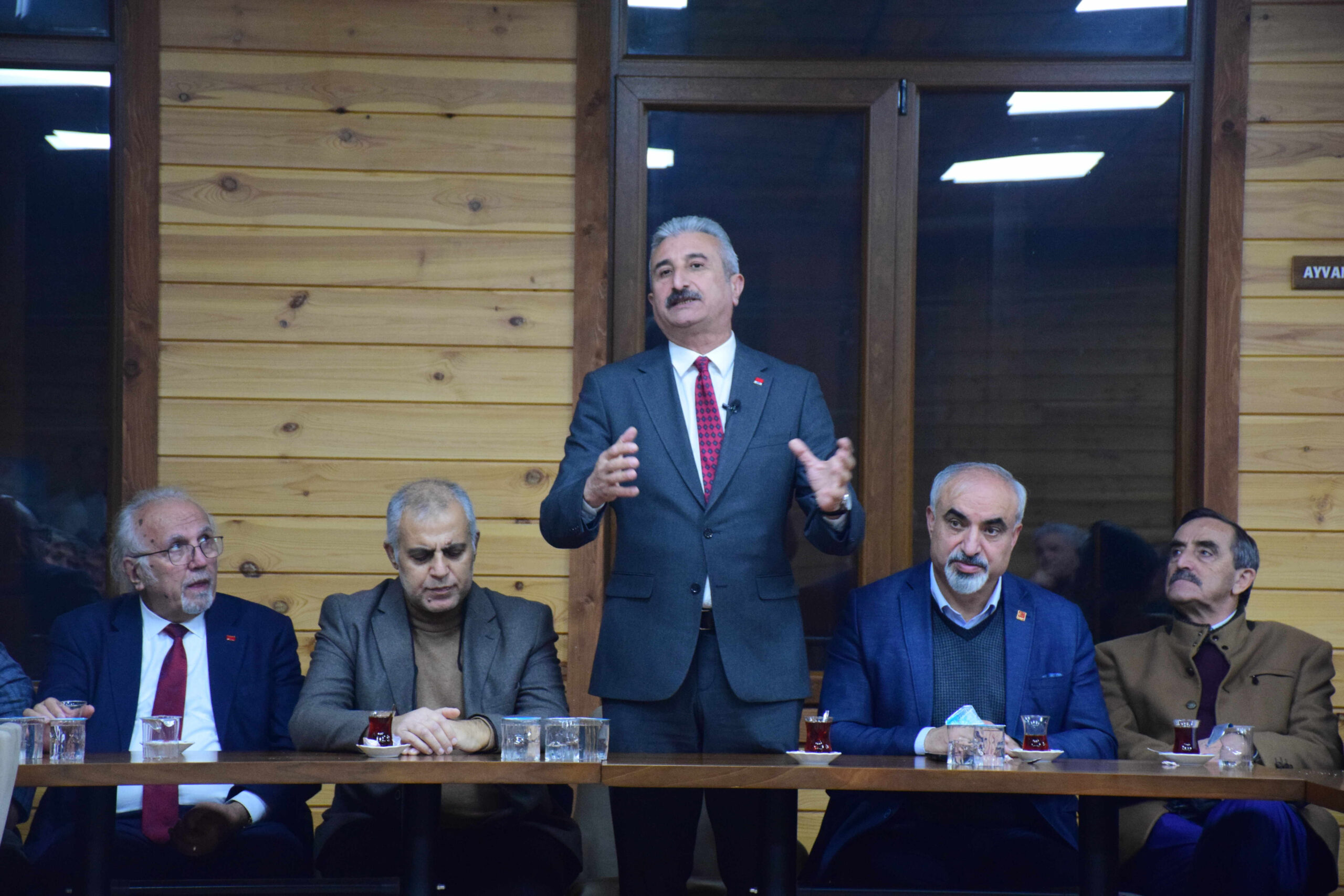 CHP Bursa İl Başkanı Nihat Yeşiltaş, İnegöl’de Bir Dizi Ziyaret Gerçekleştirdi: Sosyal ve Halkçı Belediyecilik Vurgusu