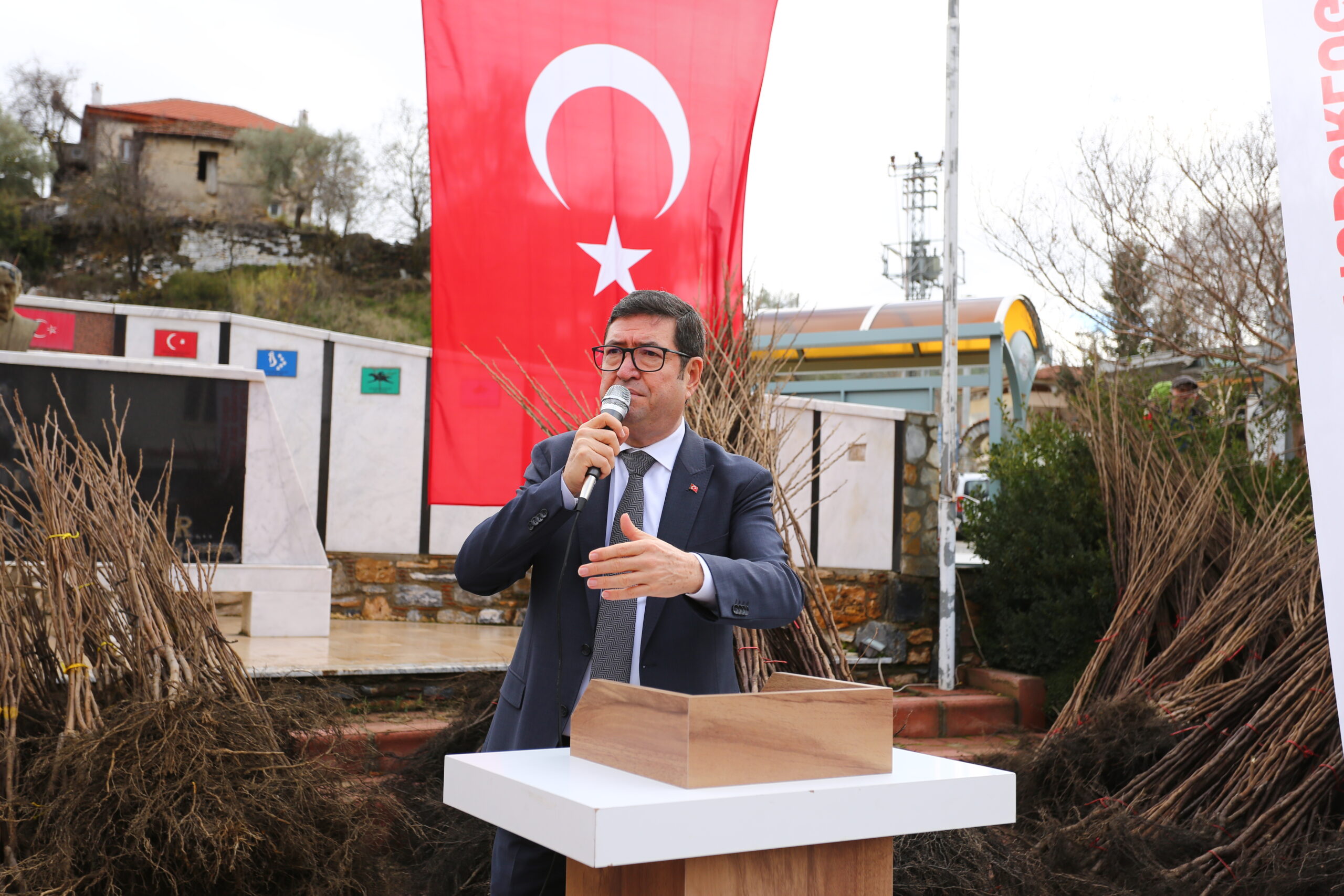 Muğla’da Cennet Elması Üretimi Artırılacak