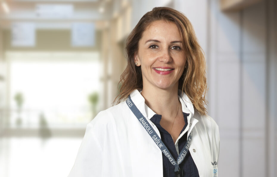 Yanlış Makyaj Ürünü Gözde Enfeksiyona Yol Açabilir