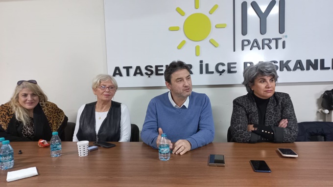 “İYİ Parti Ataşehir İlçe Başkanı Bora Yörükoğlu: ‘Türkiye’nin En Büyük Sorunu Ekonomi'”