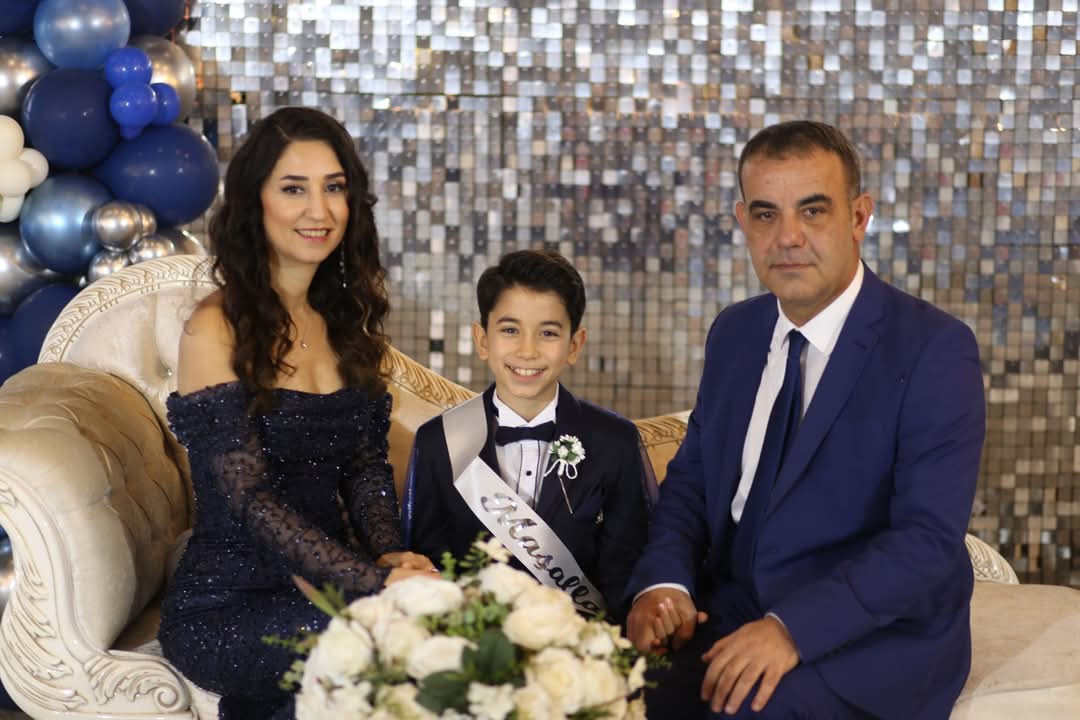 Serkan Süslü’nün Mutlu Günü: Yiğit Ali’nin Sünnet Töreni Çekmeköy’de Coşkulu Bir Katılımla Gerçekleşti