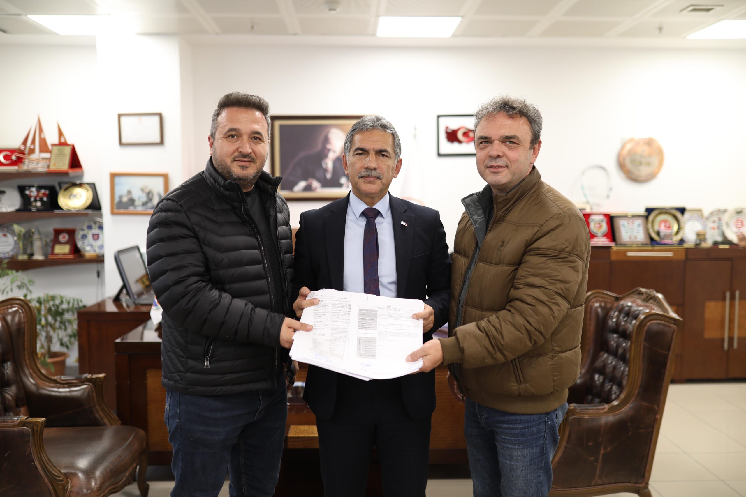 “Gemlik Belediyesi’nden Deprem Hazırlığı: GSM Altyapısı Güçlendiriliyor”