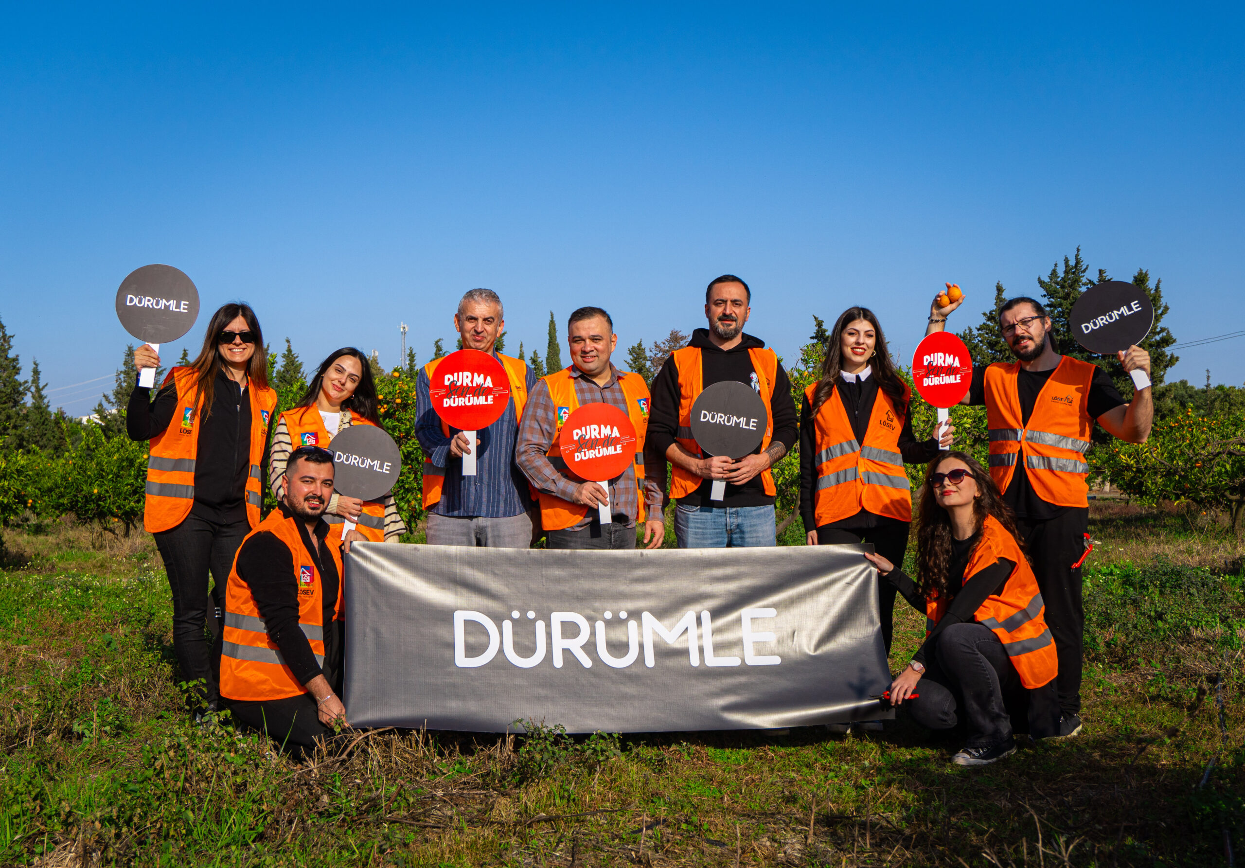 Dürümle Ekibi, LÖSEV’in Mandalina Hasadı Etkinliğine Katıldı