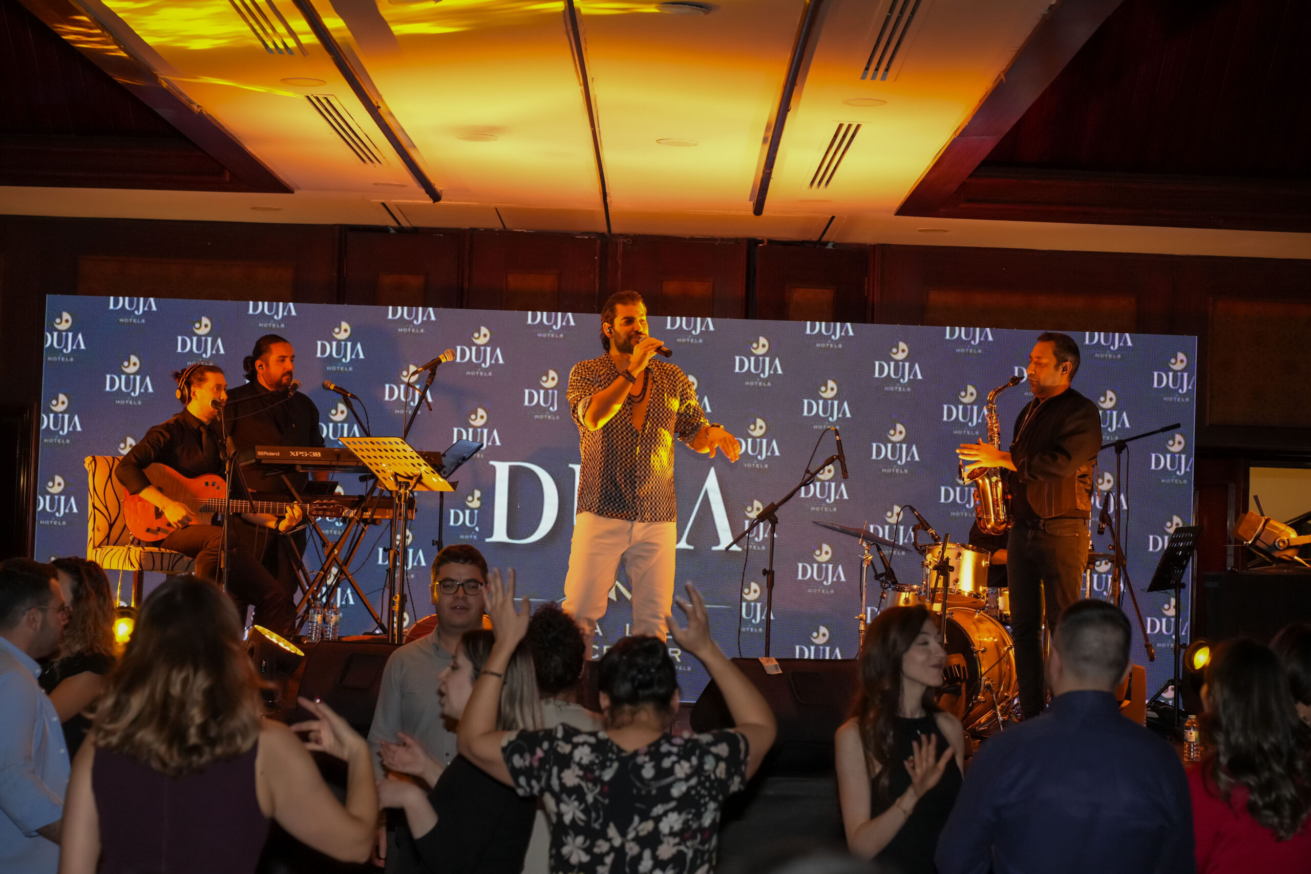 Kristal Karda Yılbaşı