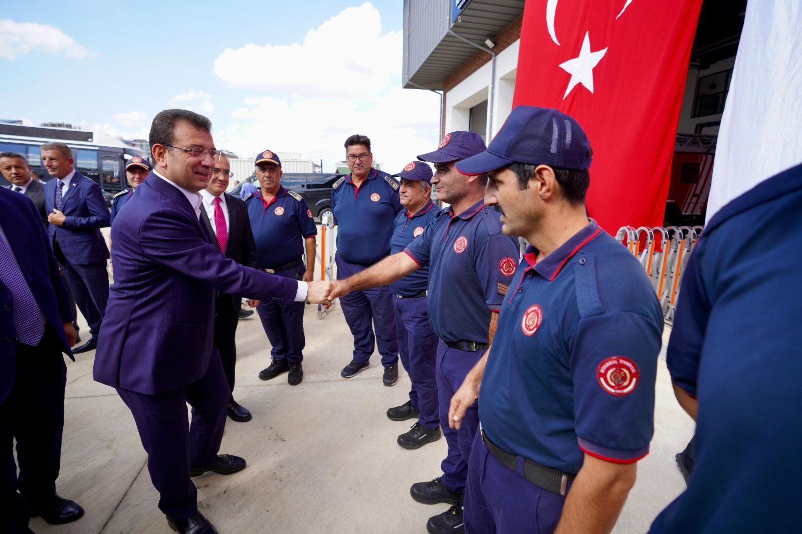 İBB BİN 532 MEMUR ALIMI YAPACAK