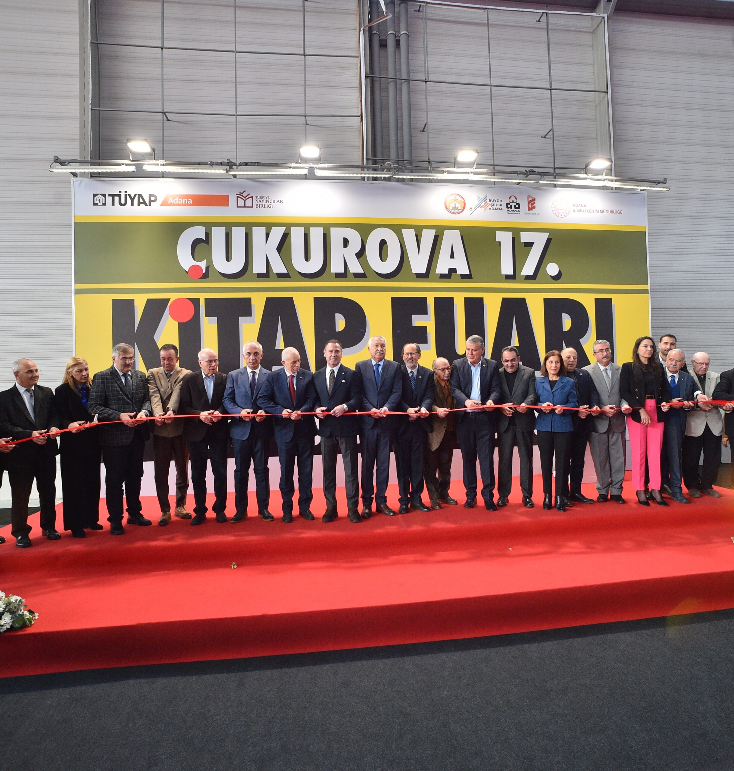 Çukurova 17. Kitap Fuarı Büyük İlgiyle Kapılarını Açtı!