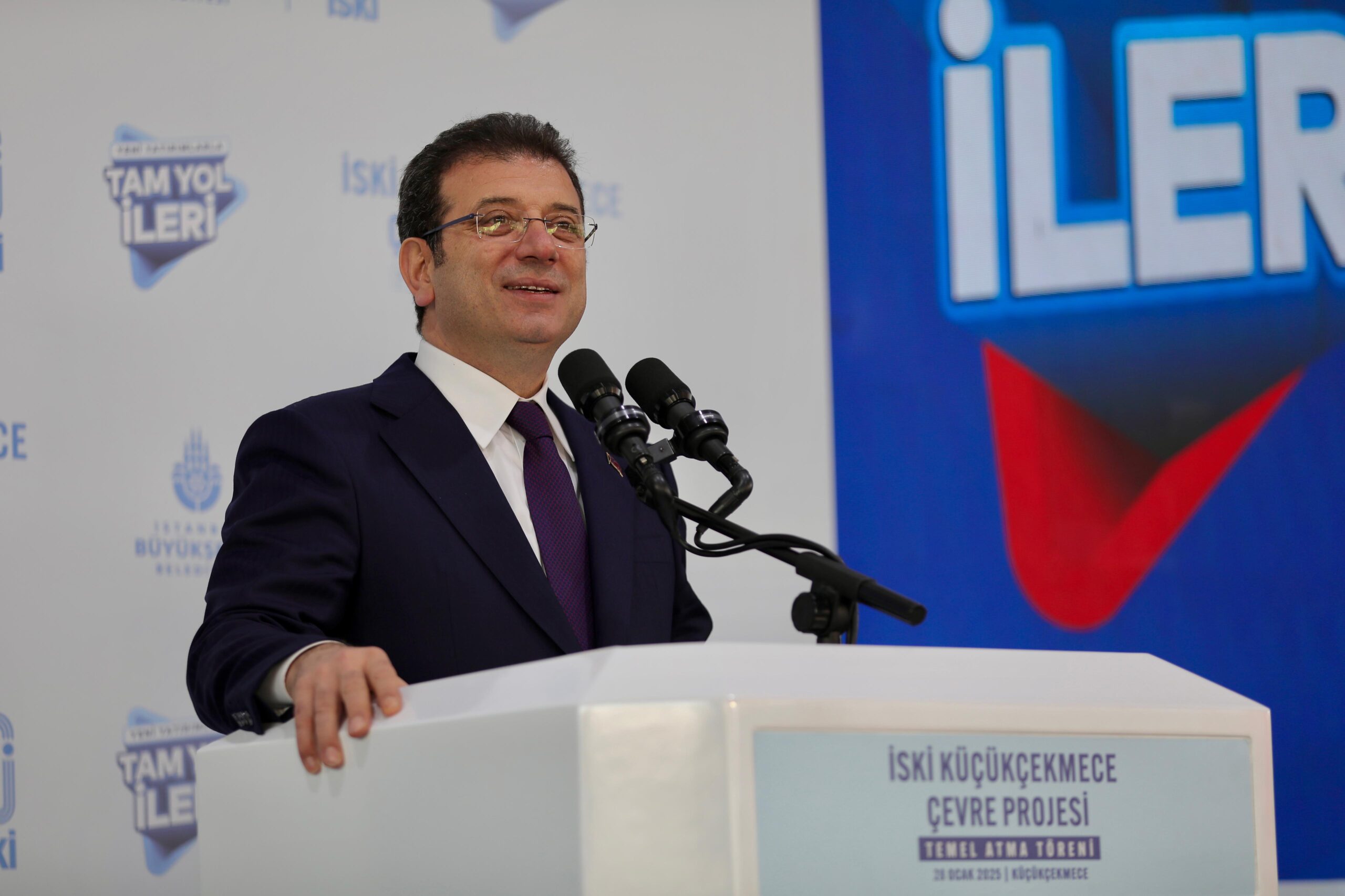 BAŞKAN İMAMOĞLU: “İSTANBUL’DA BAŞLAYAN KIVILCIM ÇOK BÜYÜYECEK VE BÜTÜN MİLLETİMİZİ AYDINLATACAK”