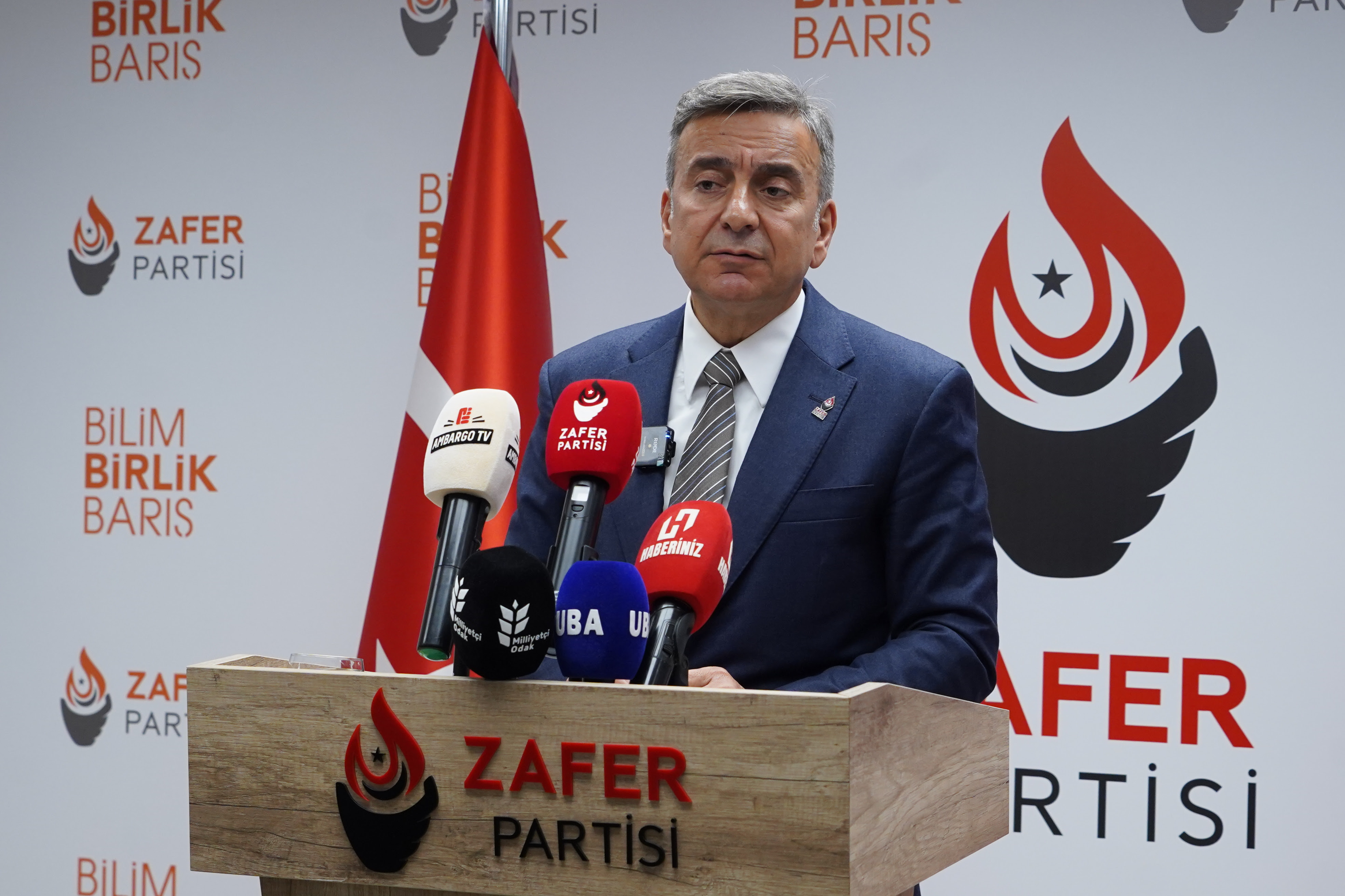 Azmi Karamahmutoğlu'ndan Diyarbakır'daki Olaylara ve Çözüm Sürecine Sert Tepki