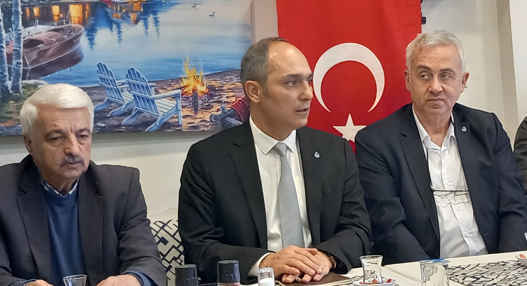 10 Ocak Çalışan Gazeteciler Günü’nde DEVA Partisi Çekmeköy’den Gazetecilere Özel Kahvaltı