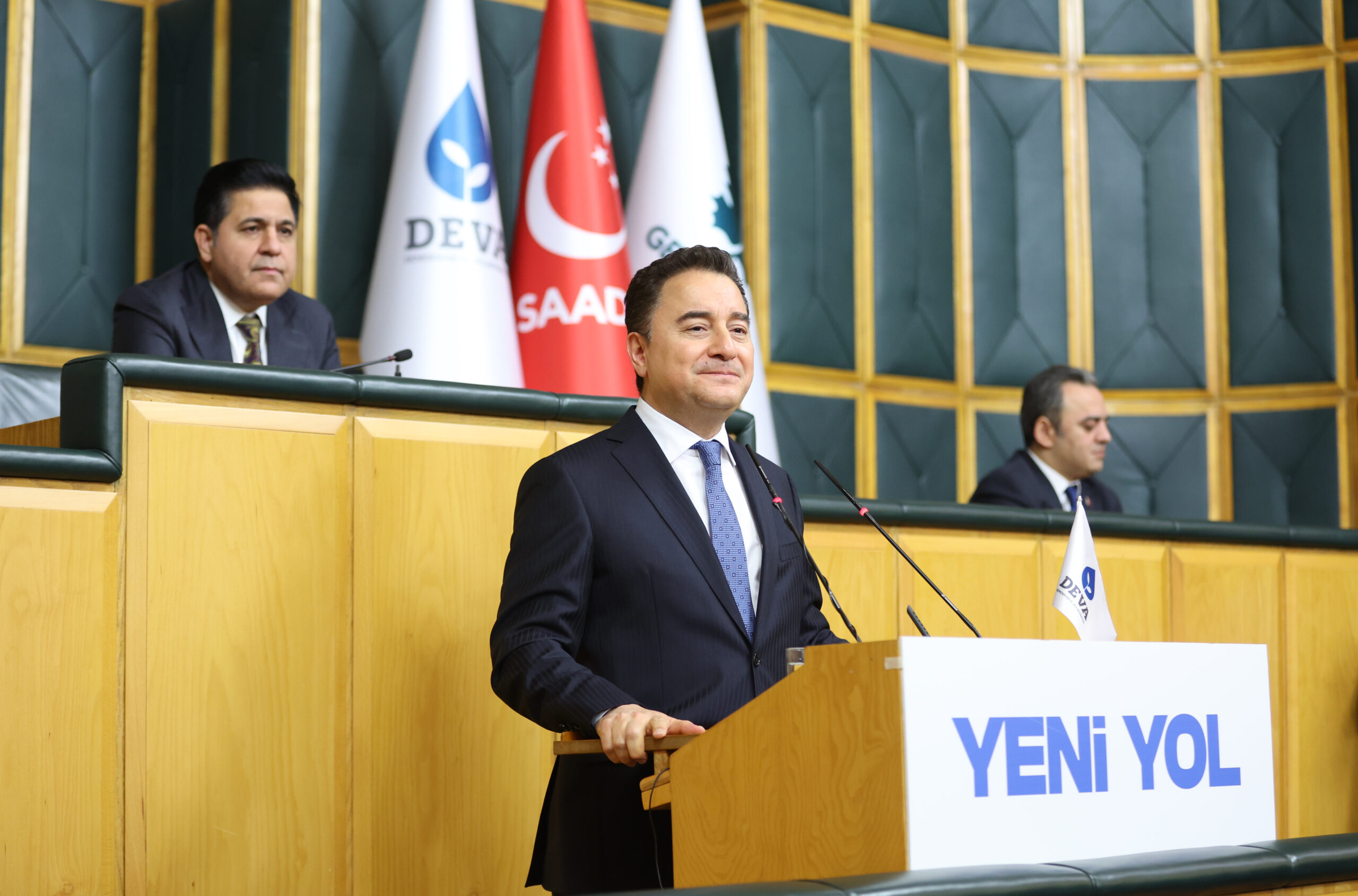 Ali Babacan'dan İsrail'e Sert Tepki: "Gazze'deki Soykırımı Kınıyorum"