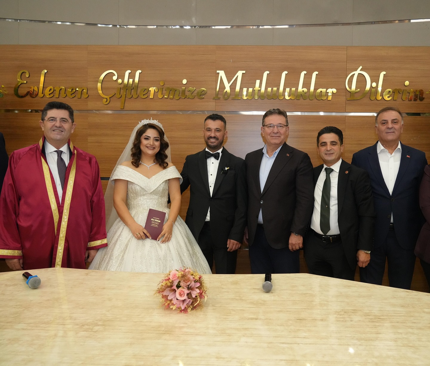 Çekmeköy Siyasetinin Tanınan Yüzü Bora Kılıç’ın Kız Kardeşi Berna Kılıç’ın Nikah Töreni Büyük İlgi Gördü