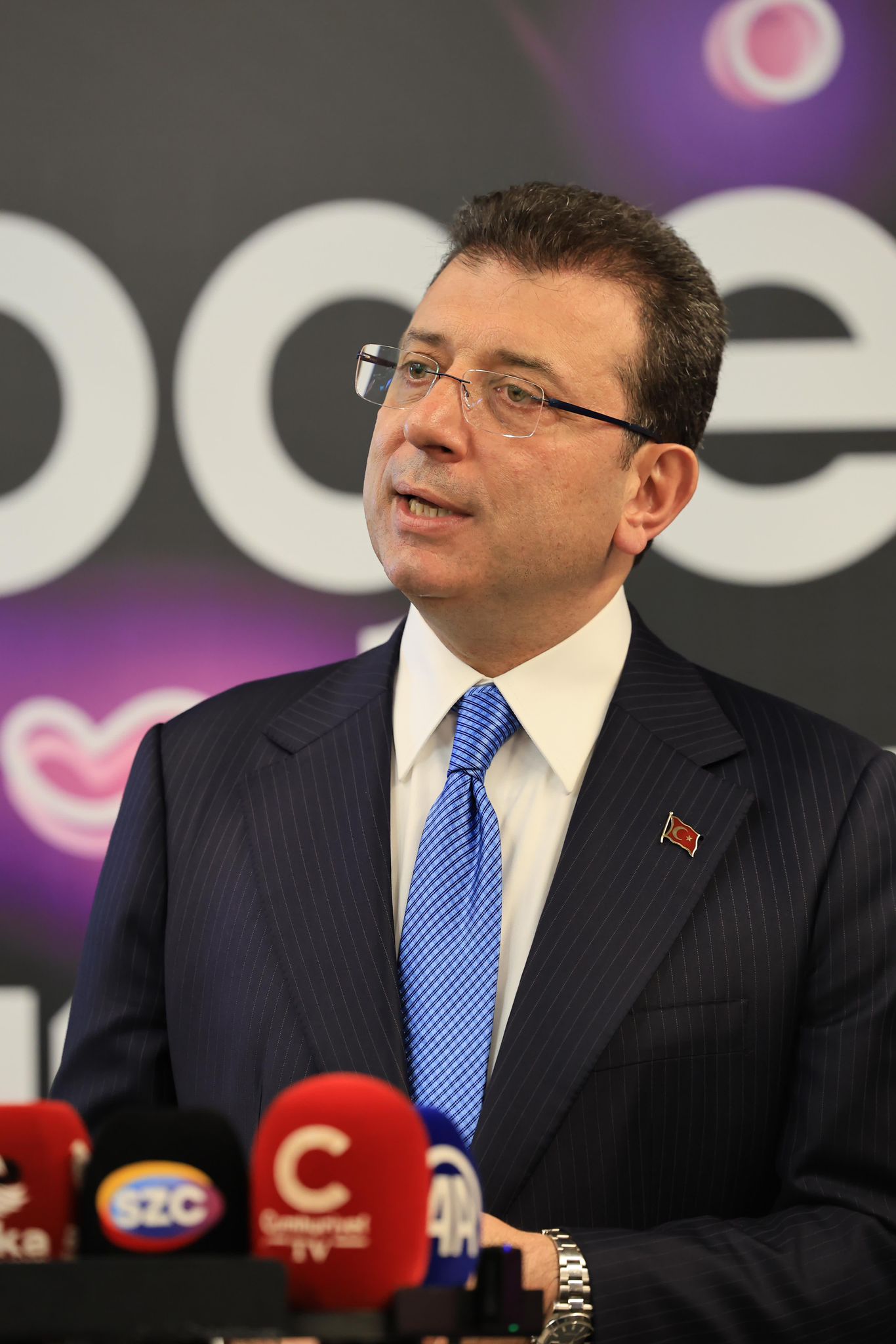 İmamoğlu: Türkiye, Yapay Zeka Devriminde Geride Kalmamalı