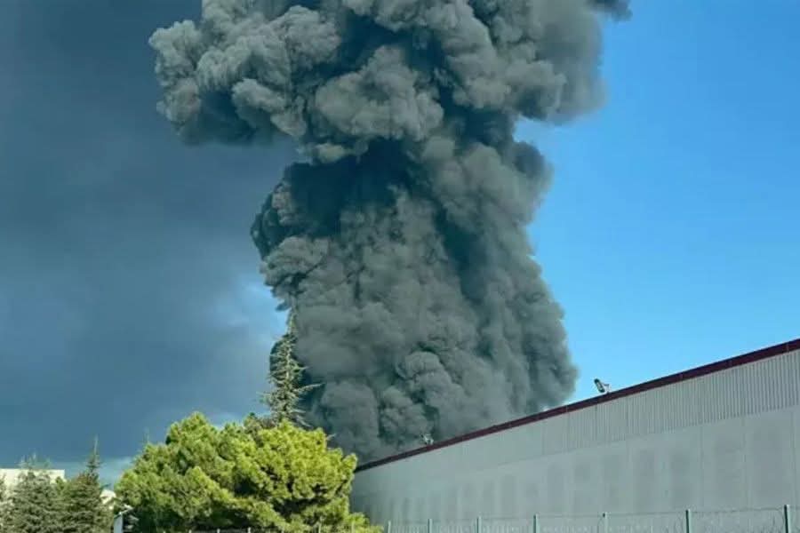 Kırklareli’nde Oyuncak Fabrikasında Yangın: Korku ve Panik Yaşandı