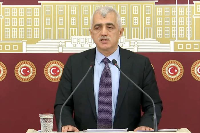 Türkiye’de Cezaevi Krizi: İnsan Hakları İhlalleri ve Aşırı Kalabalıklaşma