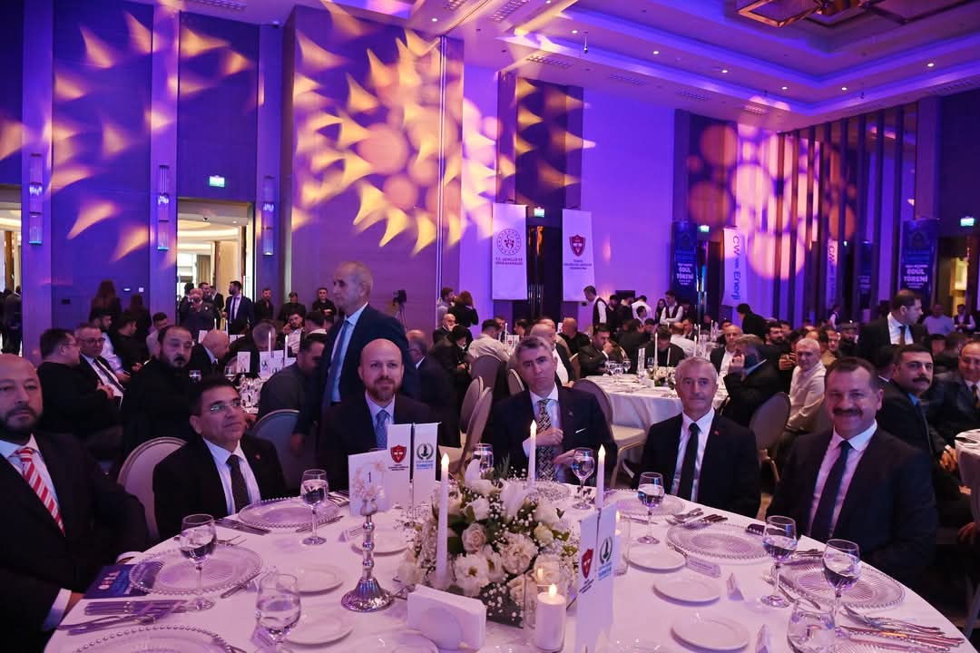 Türkiye Yağlı Güreş Ligi 2024 Sezonu Ödül Töreni Coşkuyla Gerçekleşti