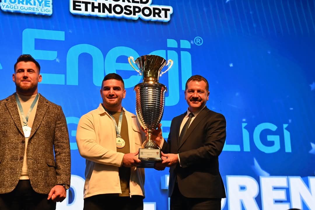 Türkiye Yağlı Güreş Ligi 2024 Sezonu Ödül Töreni Coşkuyla Gerçekleşti