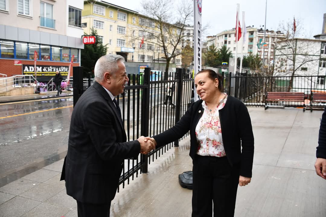 Çekmeköy Kaymakamı Resul Çelik’ten Hacı Bektaş Veli Anadolu Kültür Vakfı Çekmeköy Şubesi’ne Ziyaret
