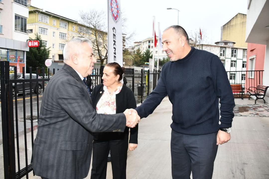 Çekmeköy Kaymakamı Resul Çelik’ten Hacı Bektaş Veli Anadolu Kültür Vakfı Çekmeköy Şubesi’ne Ziyaret