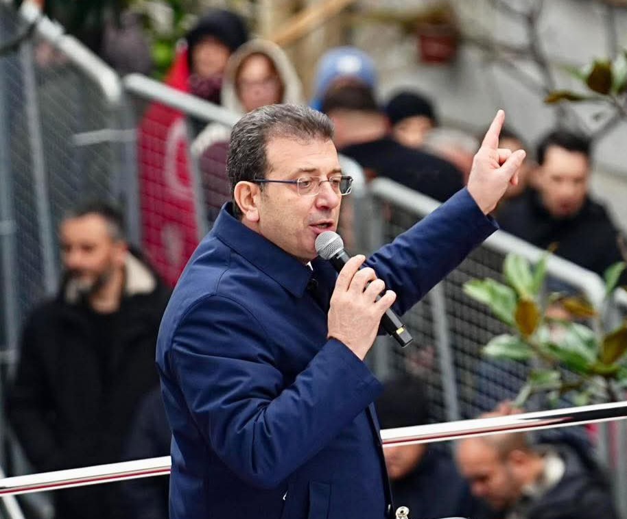 İstanbul Büyükşehir Belediye Başkanı Ekrem İmamoğlu’ndan Meydan Okuma: “Gel, Bu Konuda Yarışalım”