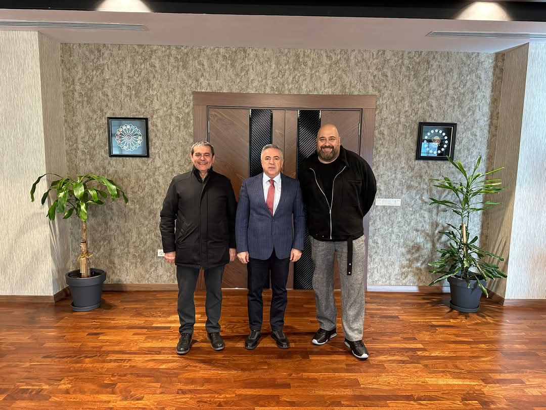 Somer Sivrioğlu’ndan Kaymakam Resul Çelik’e Anlamlı Ziyaret