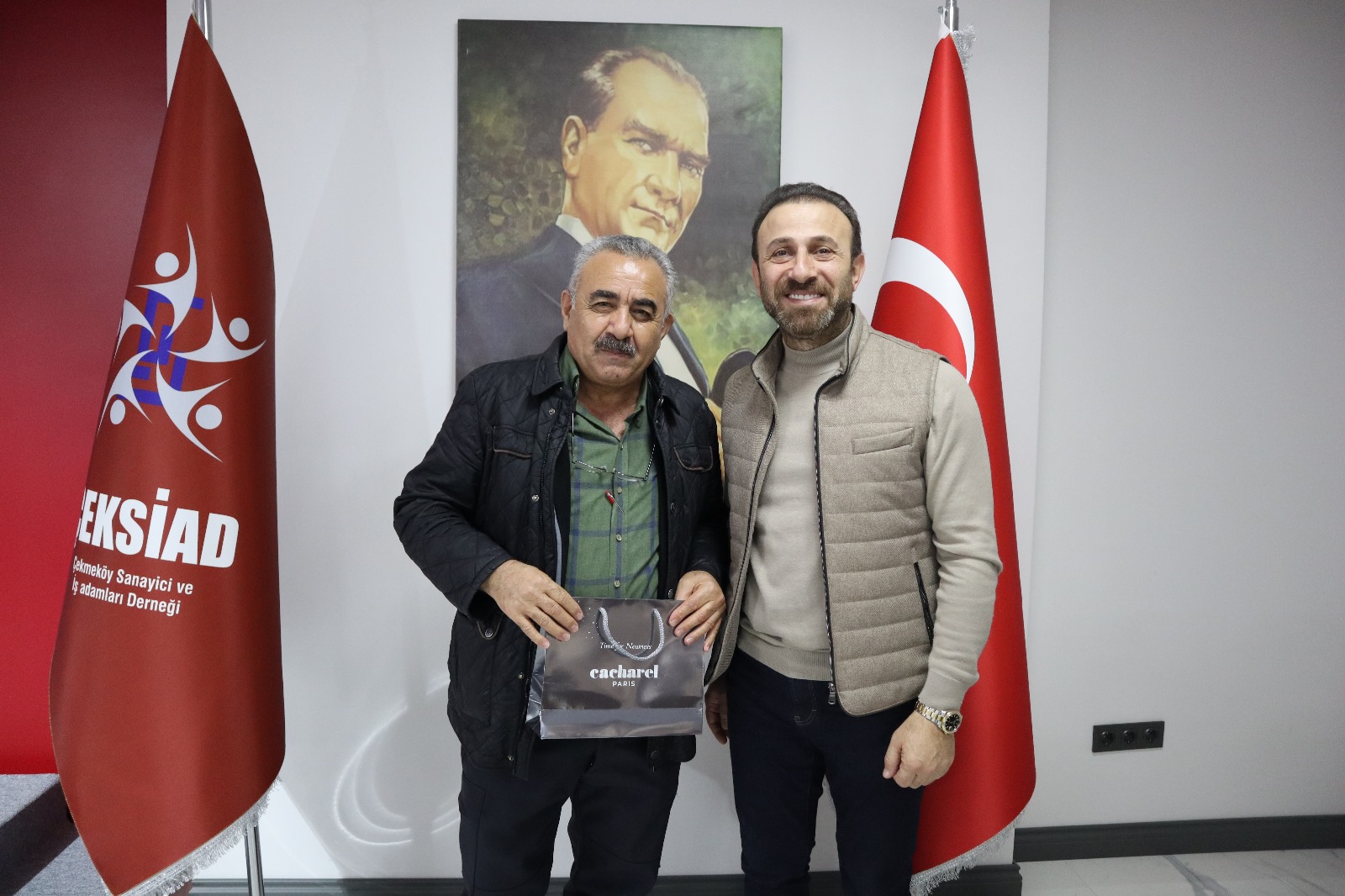 ÇEKSİAD’dan Gazetecilere Anlamlı Jest: 17 Yıllık Gelenek Devam Ediyor