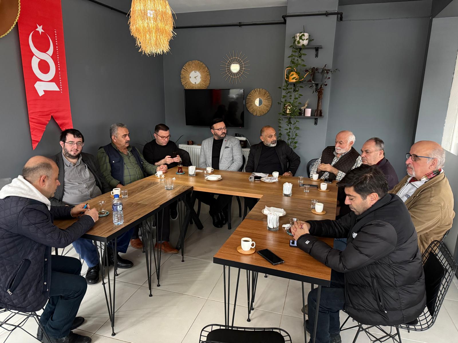 İş İnsanları Lütfi Tiryakioğlu ve Serkan Çelikel’den Gazetecilere Anlamlı Kahvaltı Etkinliği