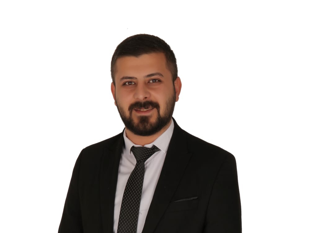 Türkiye Siyasetinde Yeni Dönem: Ekonomi, Kayyumlar ve Siyasi Yasaklar Gölgesinde Değişen Dengeler