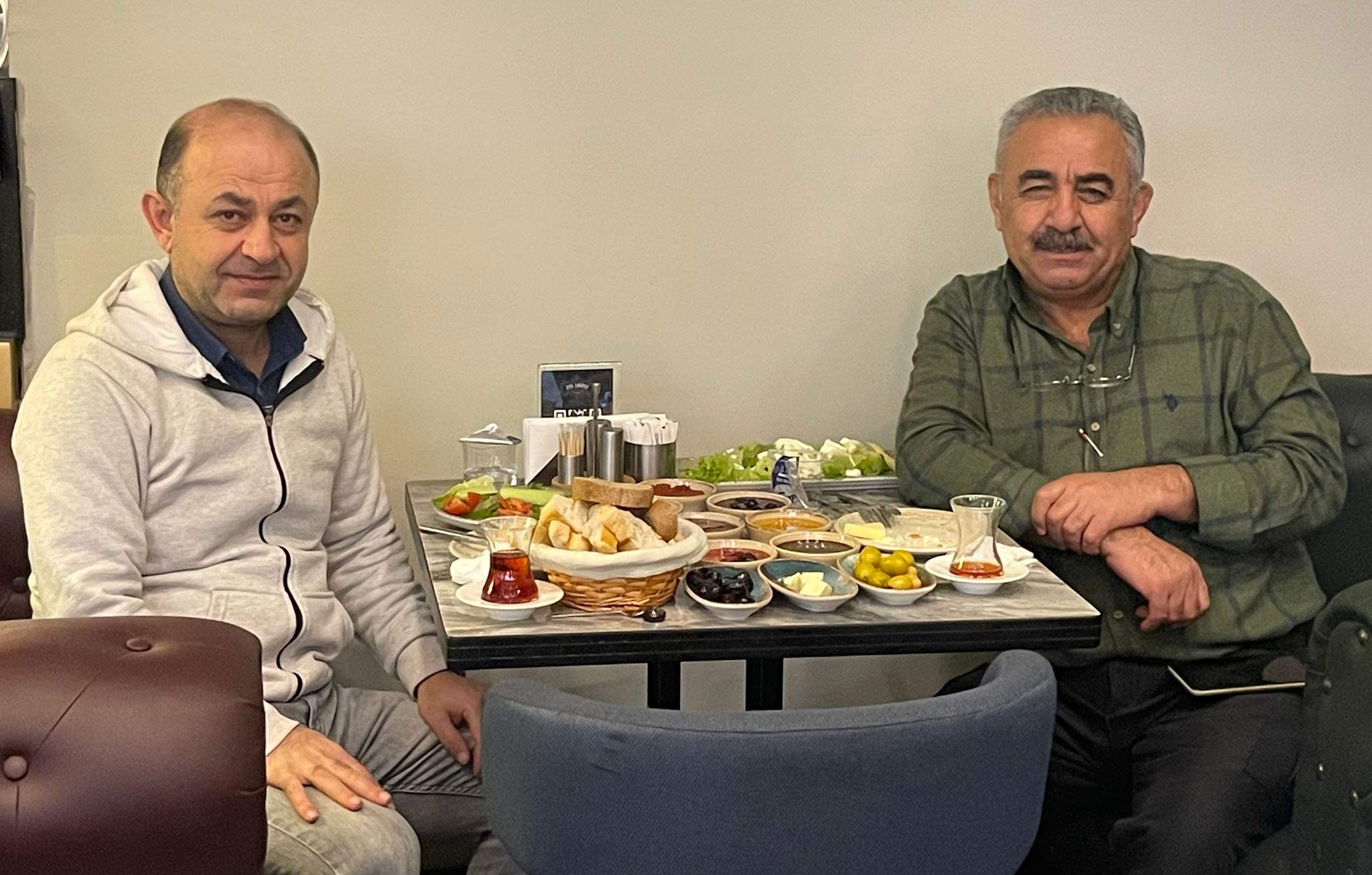 ÇEKMÜDER Başkanı Remzi Yılmaz, Çalışan Gazeteciler Günü’nü Taşdelen Orman Köyü’nde Kutladı