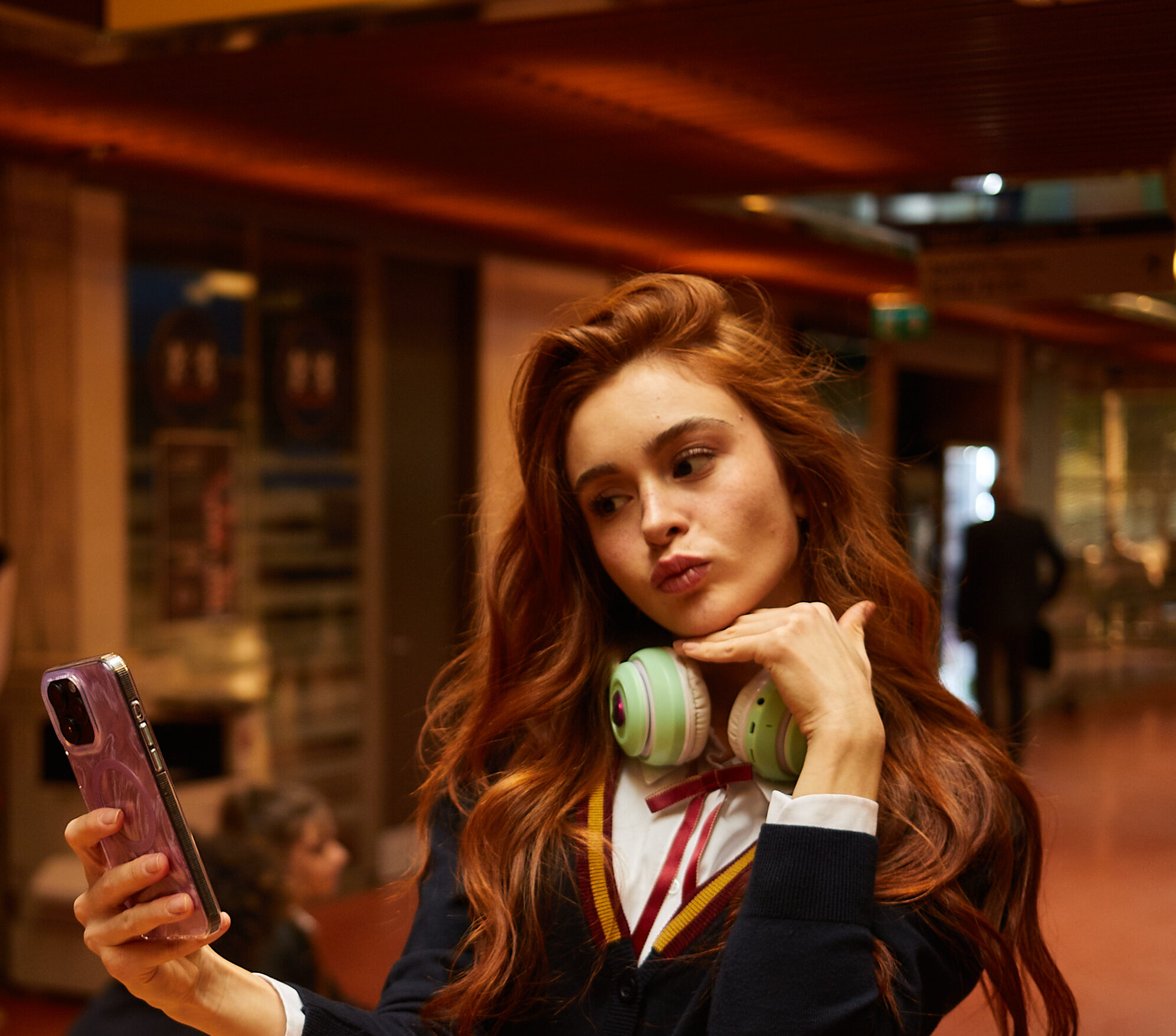 “Bağlantı Hatası” Filminin Merakla Beklenen Fragmanı Yayınlandı: Zorbalığın Yeni Yüzü