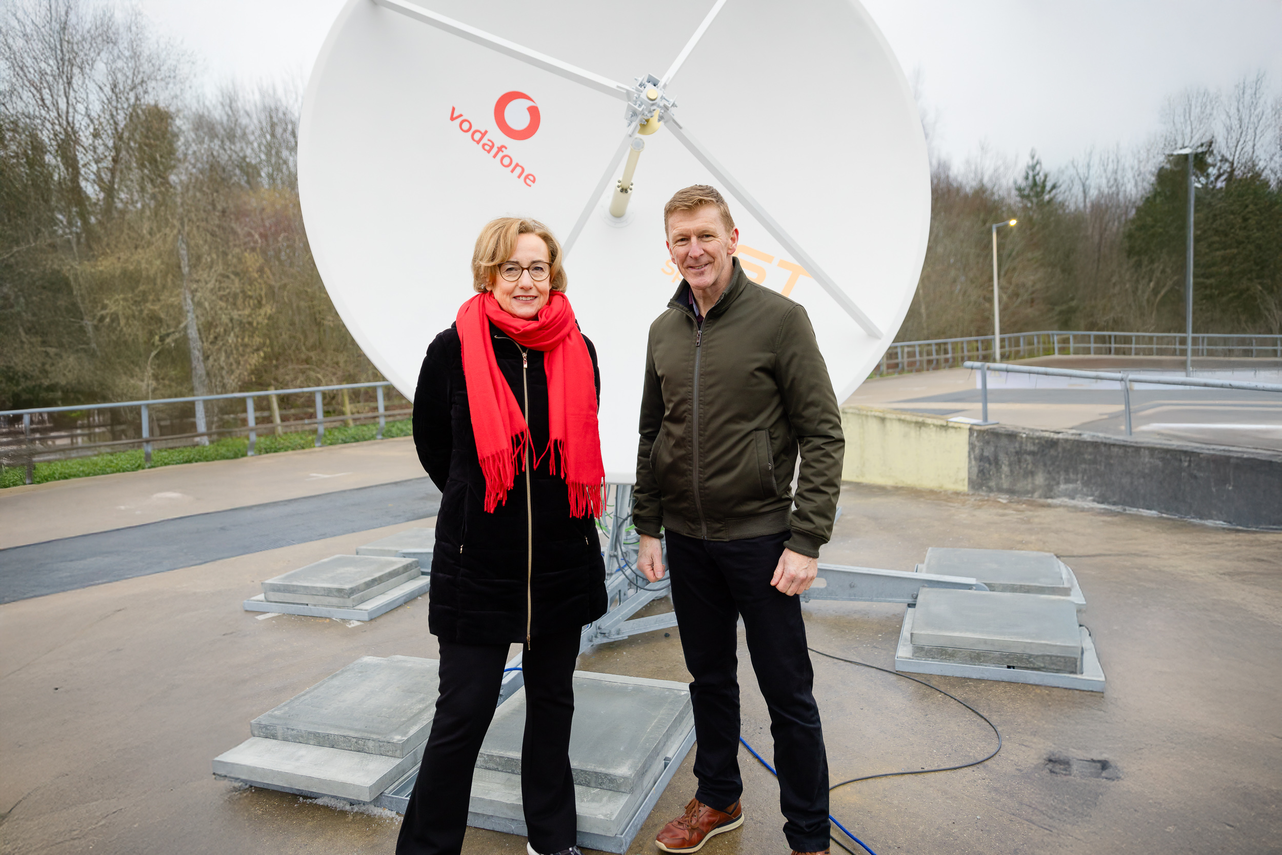 VODAFONE’DAN DÜNYANIN İLK UZAY VİDEO GÖRÜŞMESİ