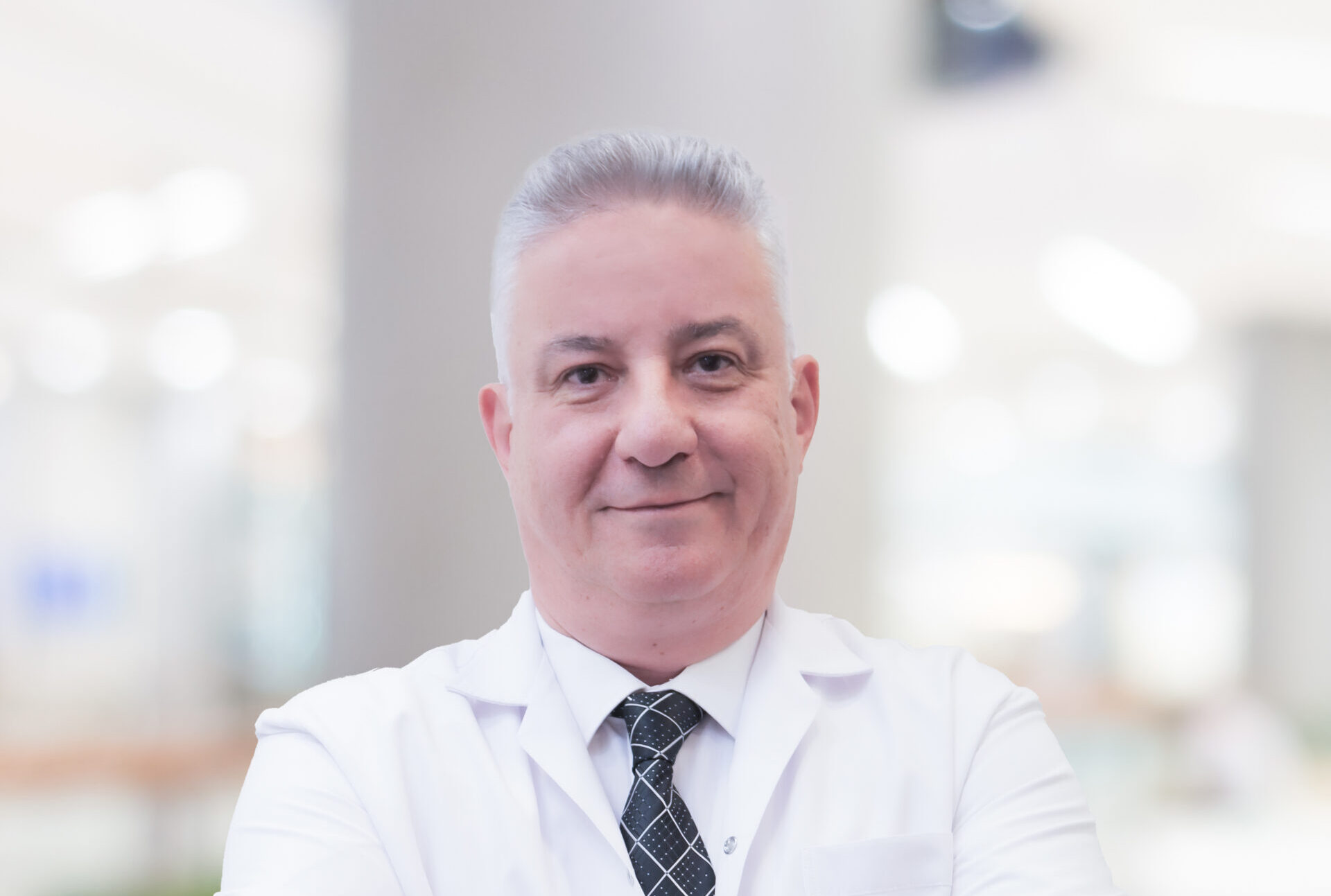 Böbrek Taşları: Belirtiler, Önlemler ve Tedavi Yöntemleri – Prof. Dr. Cem Güler Açıklıyor