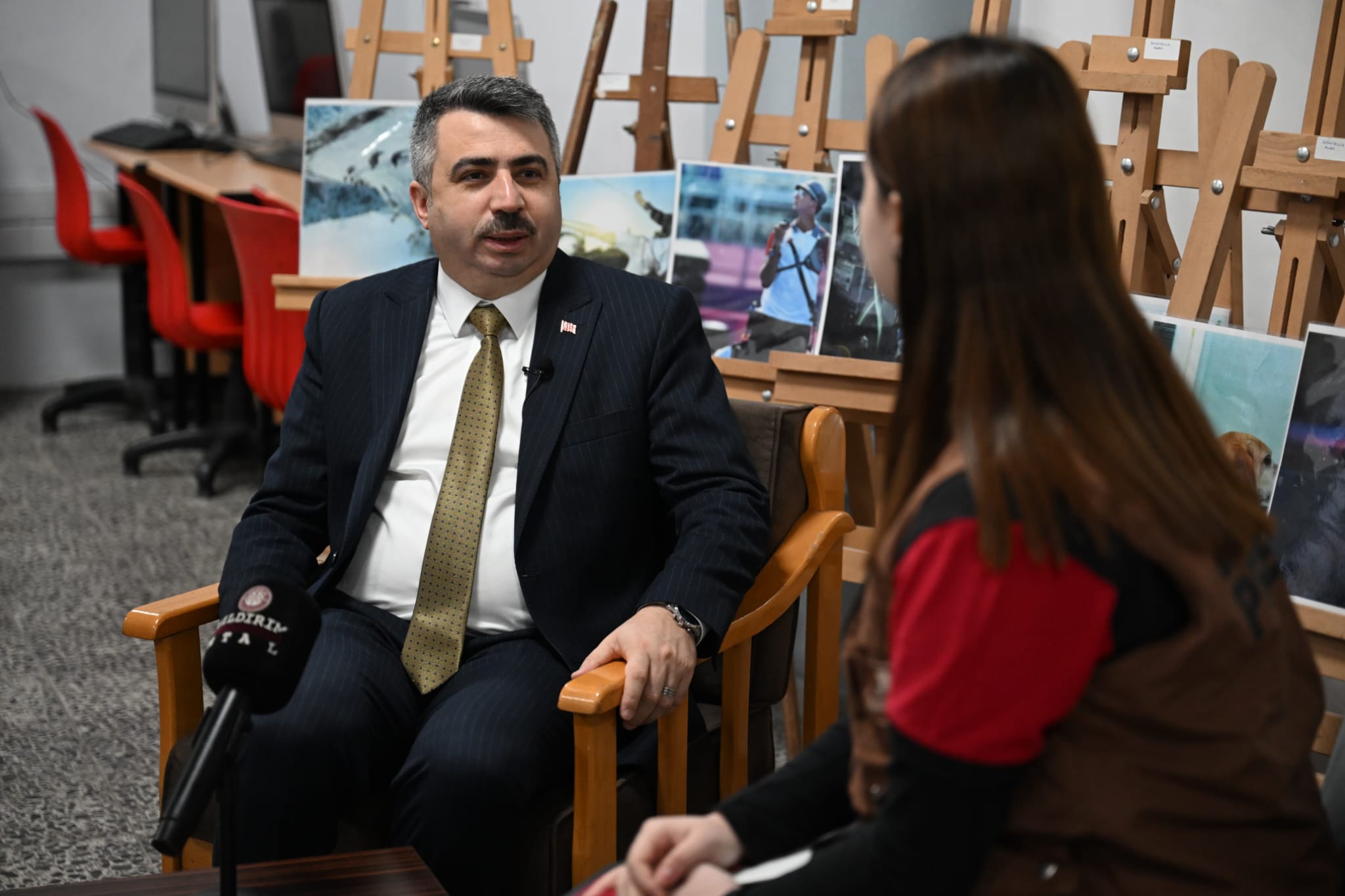 YILDIRIM BELEDİYE BAŞKANI OKTAY YILMAZ İLETİŞİM ÖĞRENCİLERİNİN SORULARINI YANITLADI