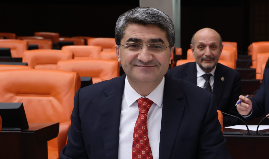 DEVA Partisi Genel Başkan Yardımcısı Mehmet Emin Ekmen, Mersin’deki Zirai Don Felaketi ve Çiftçilere Destek Talep Etti
