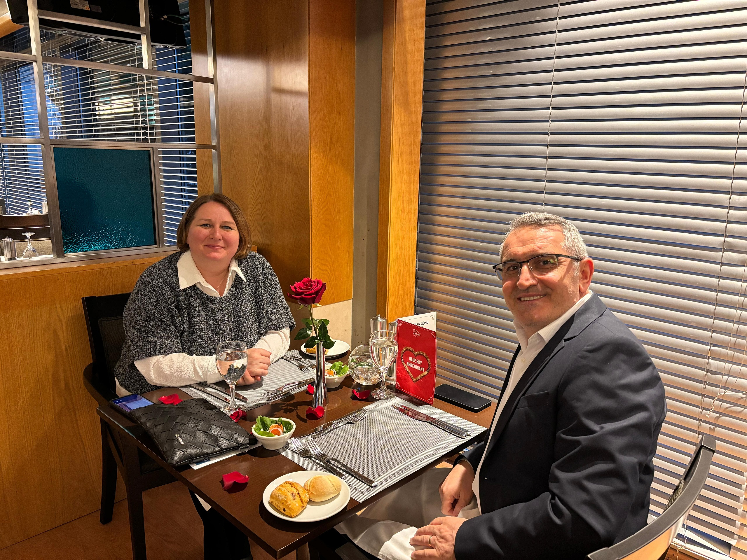 Sabiha Gökçen Havalimanı, Sevgililer Günü’nü Unutulmaz Etkinliklerle Kutladı