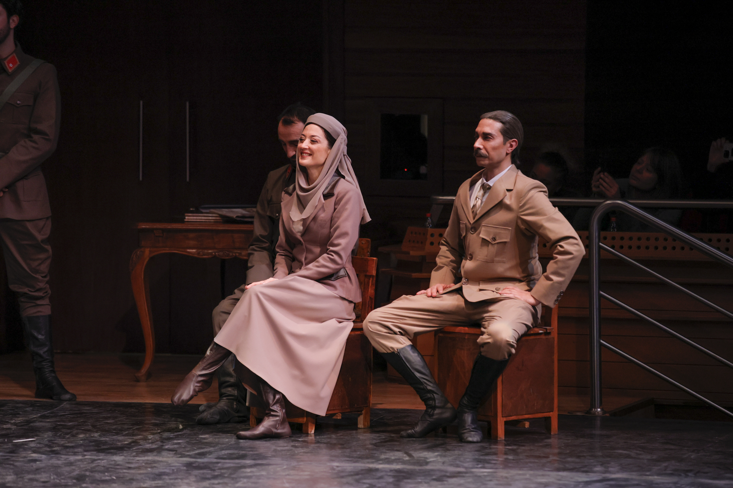 MUSTAFA KEMAL İLE LATİFE HANIM’IN HİKAYESİ TEKRAR SAHNELENDİ!