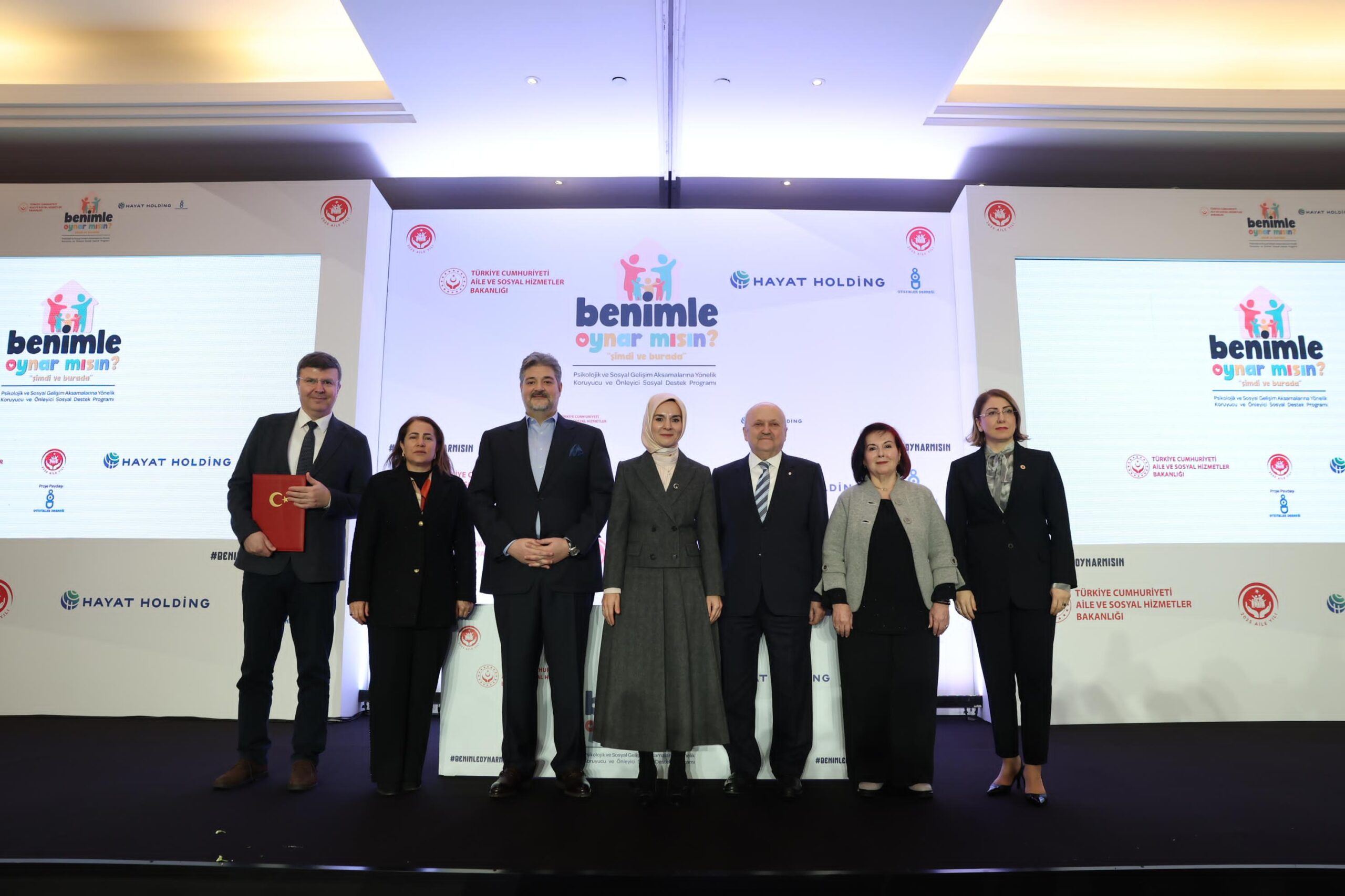 Hayat Holding'ten ‘Benimle Oynar Mısın?' Projesiyle Erken Müdahale ve Aile Destek Programı"