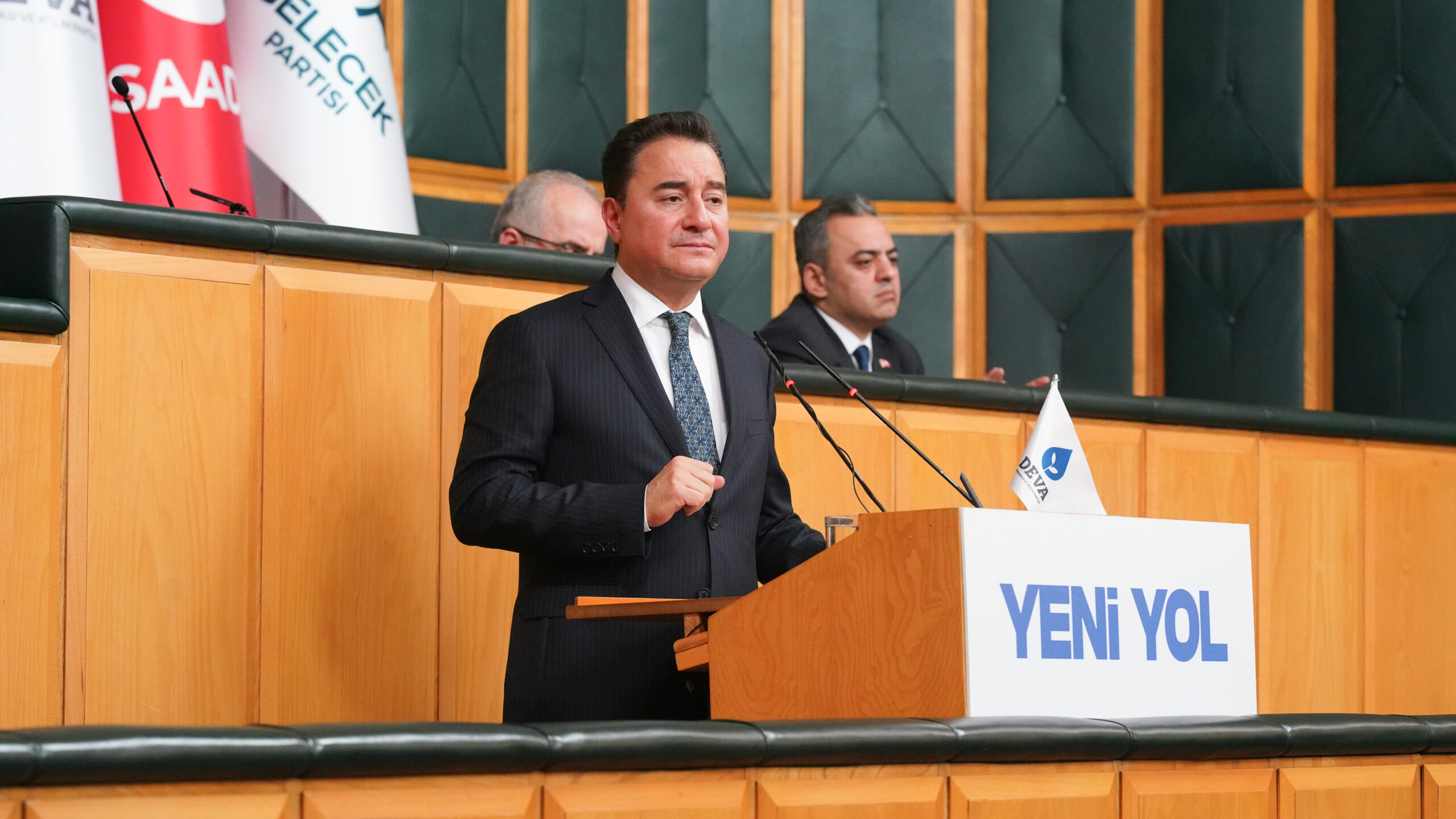 Ali Babacan'dan İmamoğlu'nun Tutuklanmasına Sert Tepki: ‘Güzel Ülkemize Yazık Ediyorsunuz'"