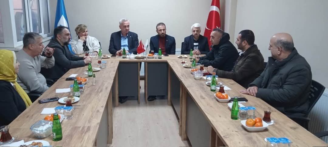 ÇEKSİAD Başkanı Erdal Albayrak ve Yönetimi, DEVA Partisi Çekmeköy İlçe Başkanını Ziyaret Etti